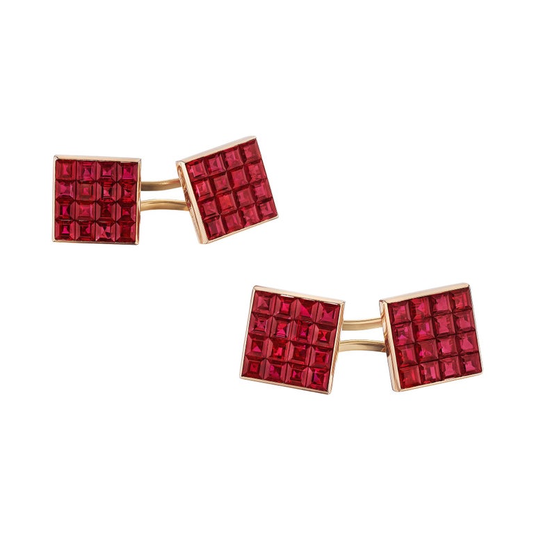 Women's or Men's Van Cleef & Arpels Paris Modernist Invisibly Set Square Cut Ruby Gold Cufflinks For Sale