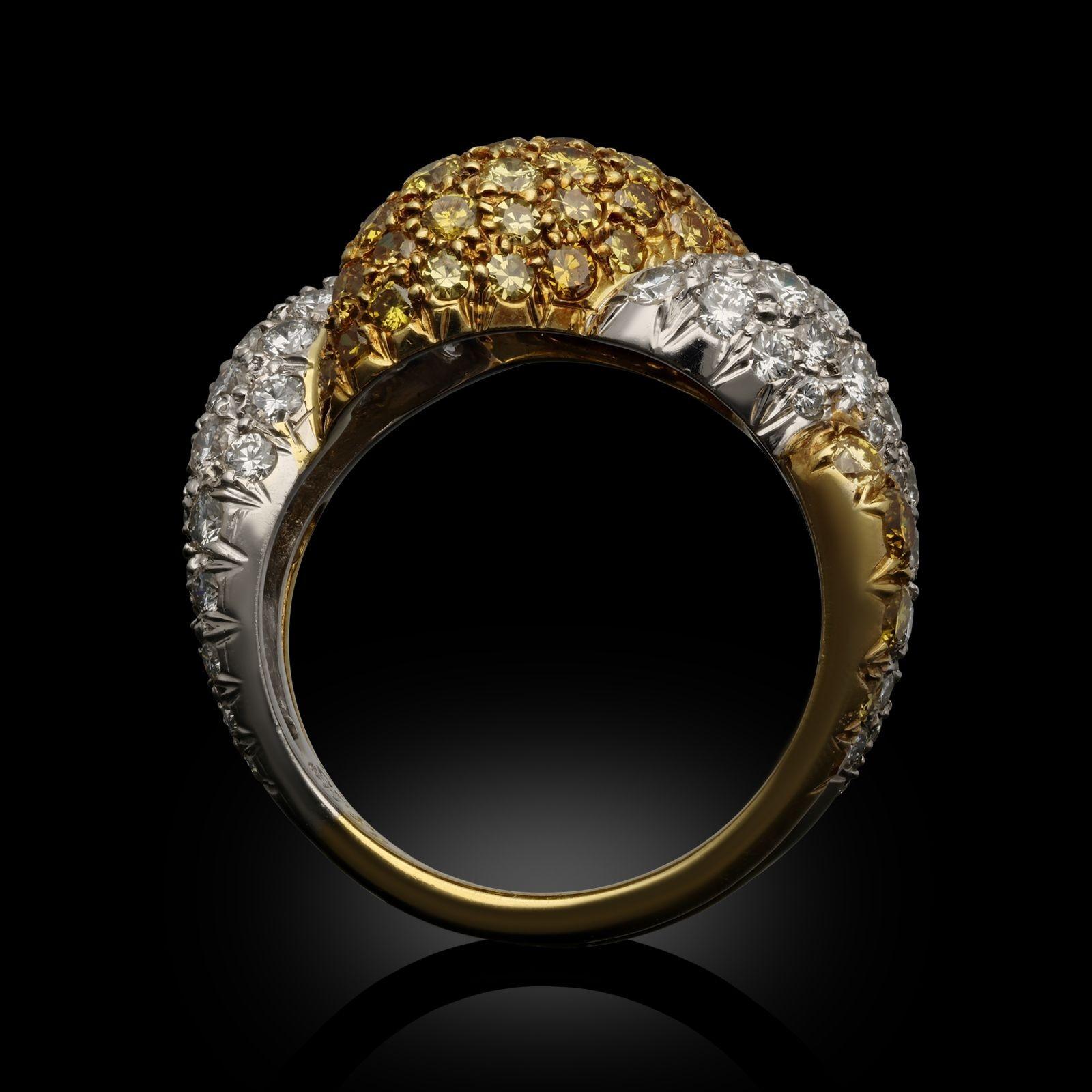 Van Cleef & Arpels Pavé Set Yellow And White Diamond Bombe Dress Ring Cira 1980 In Good Condition For Sale In London, GB