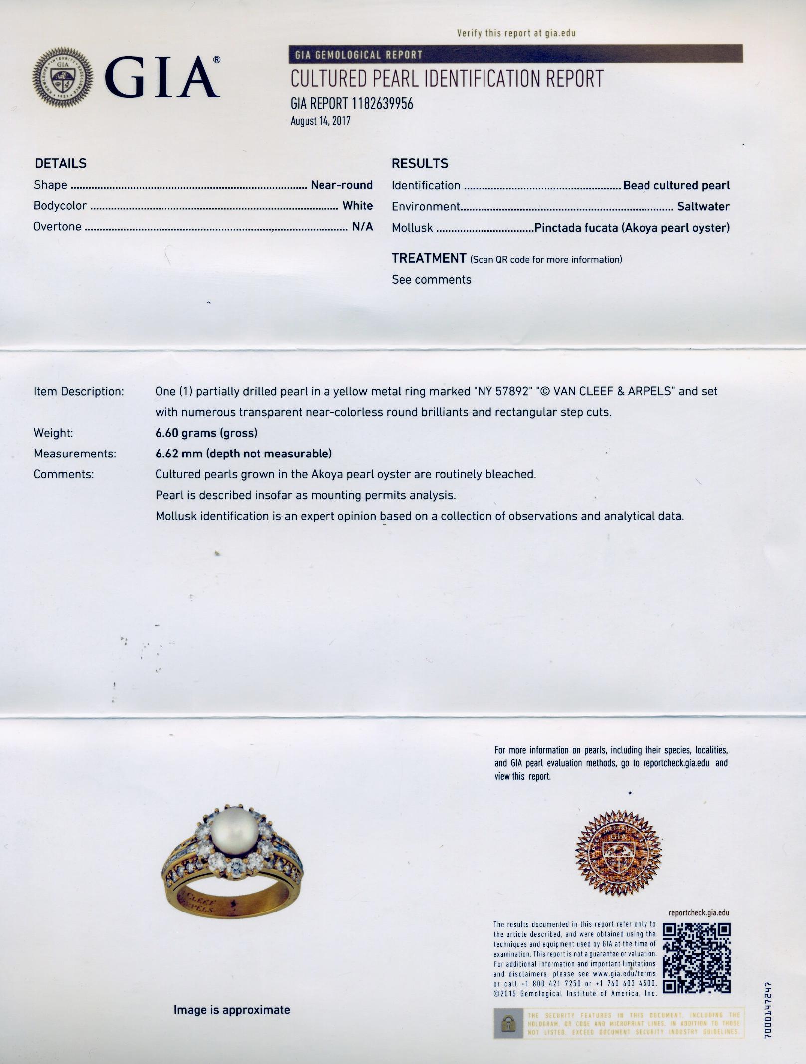 Van Cleef & Arpels Pearl and Diamond Ring in 18 Karat Yellow Gold 2