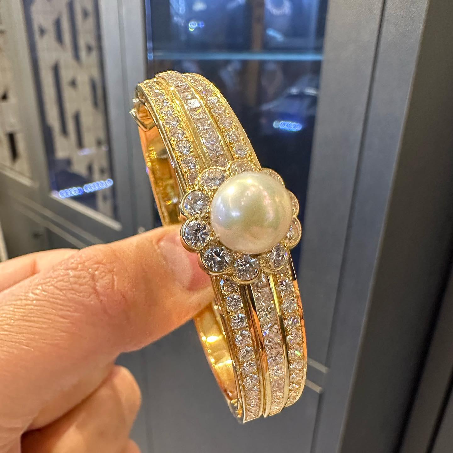Van Cleef & Arpels Bracelet en perles et diamants Excellent état - En vente à New York, NY