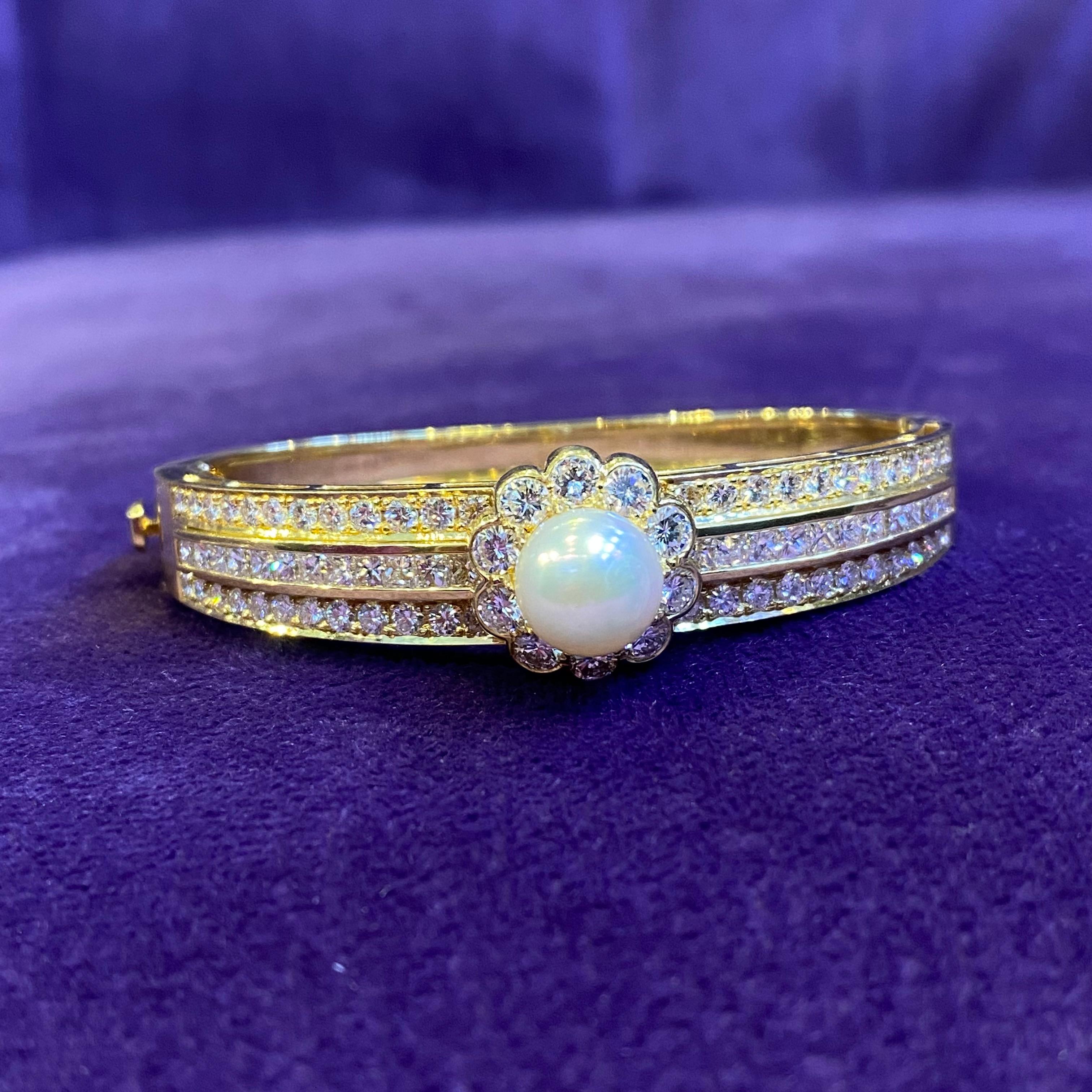 Van Cleef & Arpels Pearl & Diamond Bangle In Excellent Condition For Sale In New York, NY