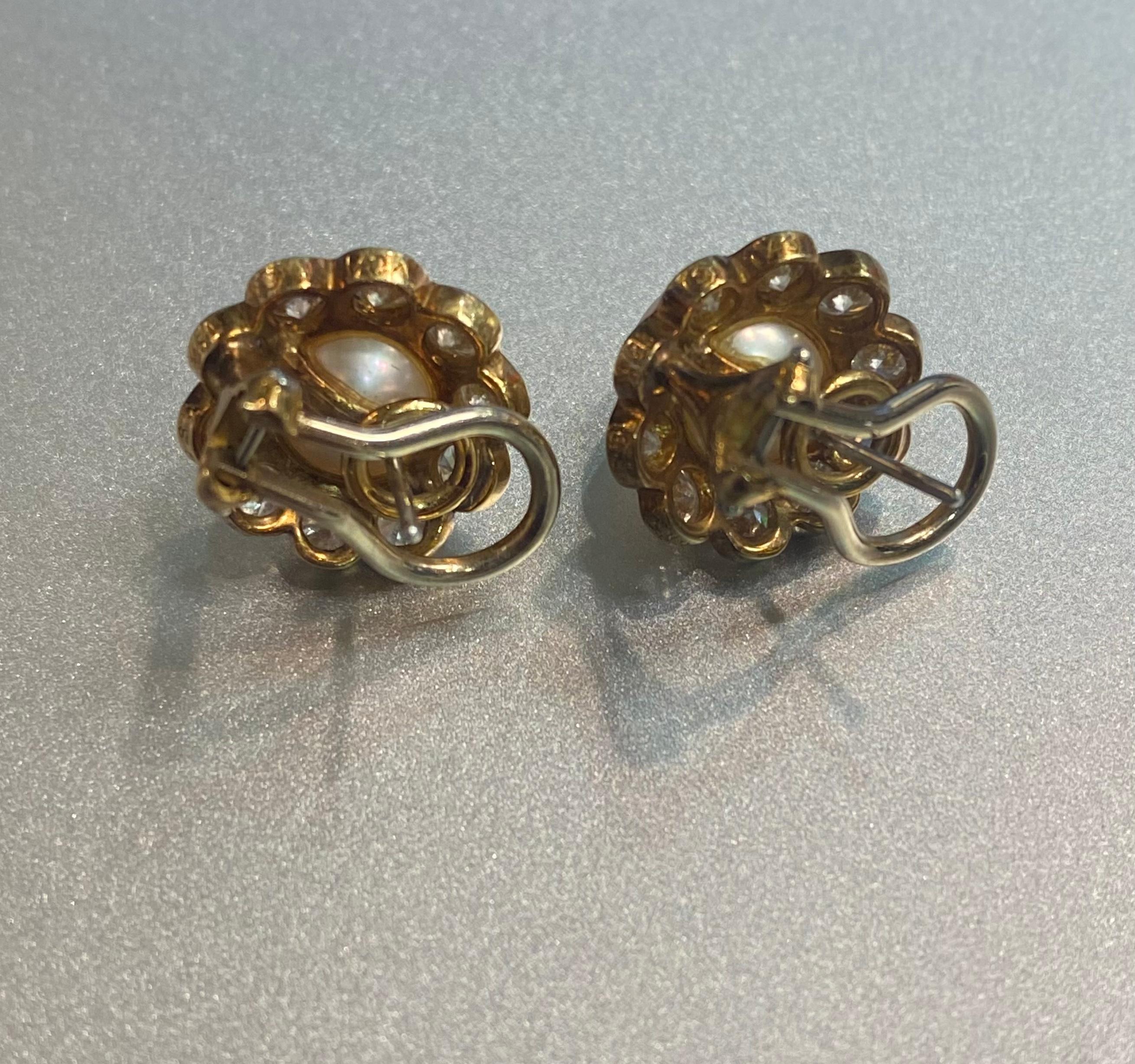 Van Cleef & Arpels Perlen- und Diamant-Ohrringe im Angebot 2