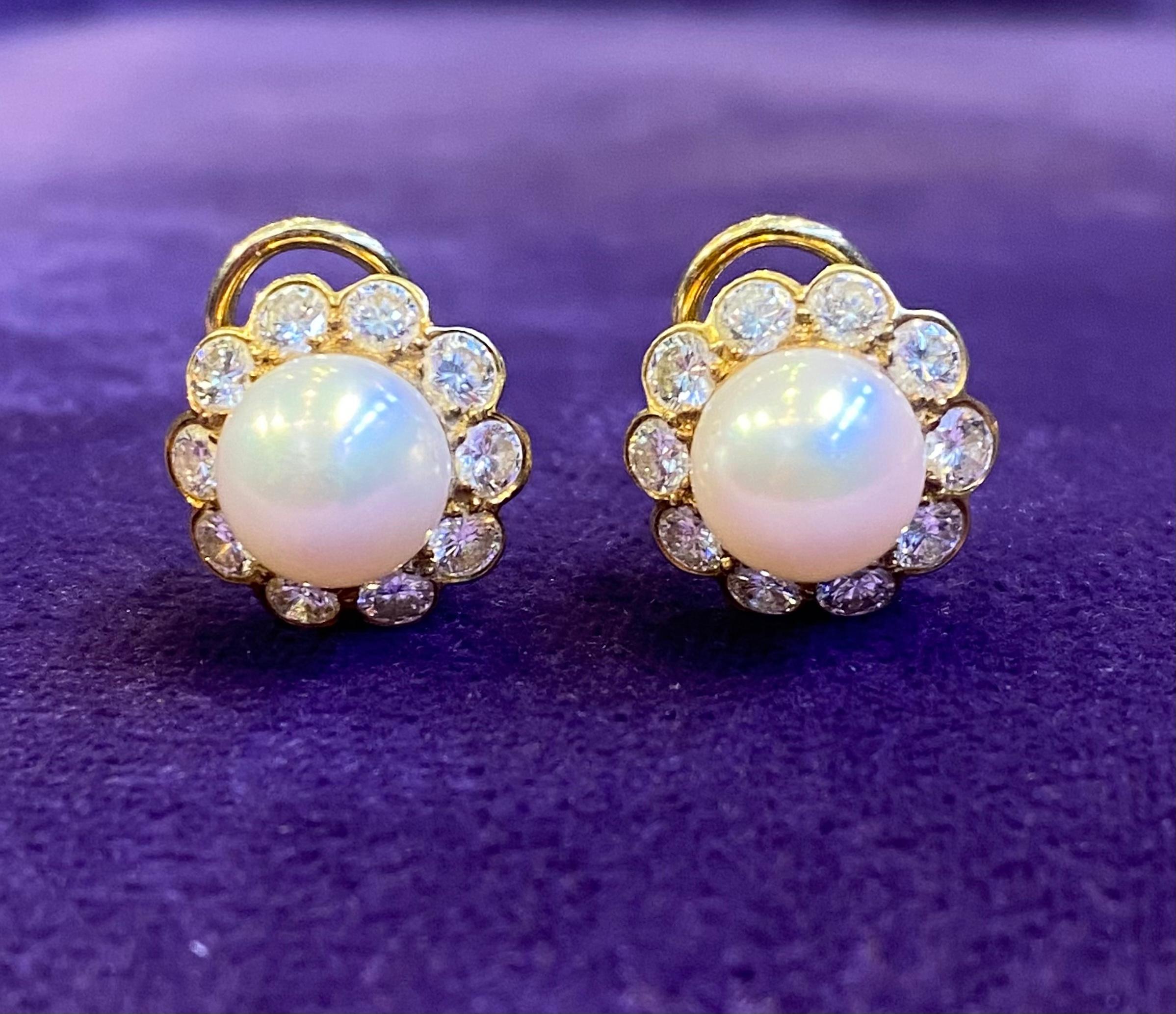 Van Cleef & Arpels Pearl & Diamond Earrings For Sale 4