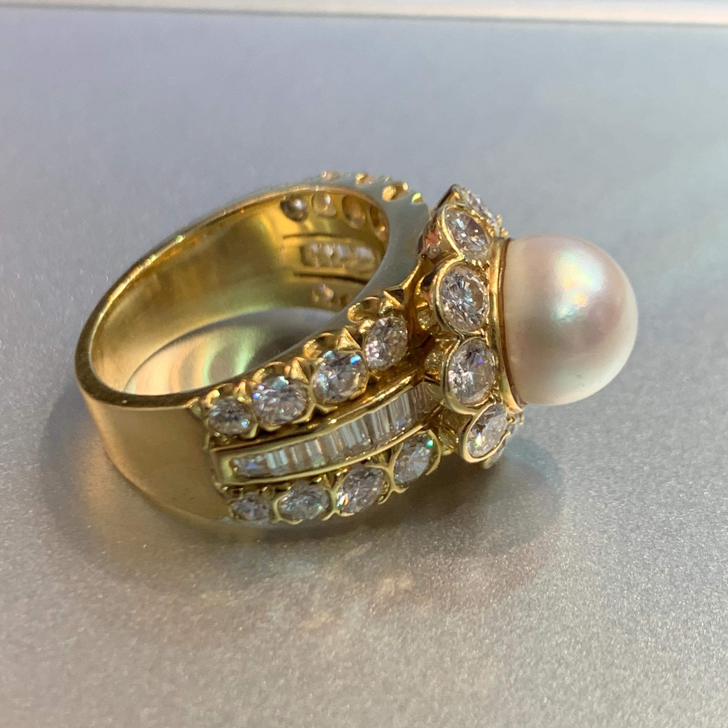 Van Cleef & Arpels Bague en perles et diamants  en vente 4