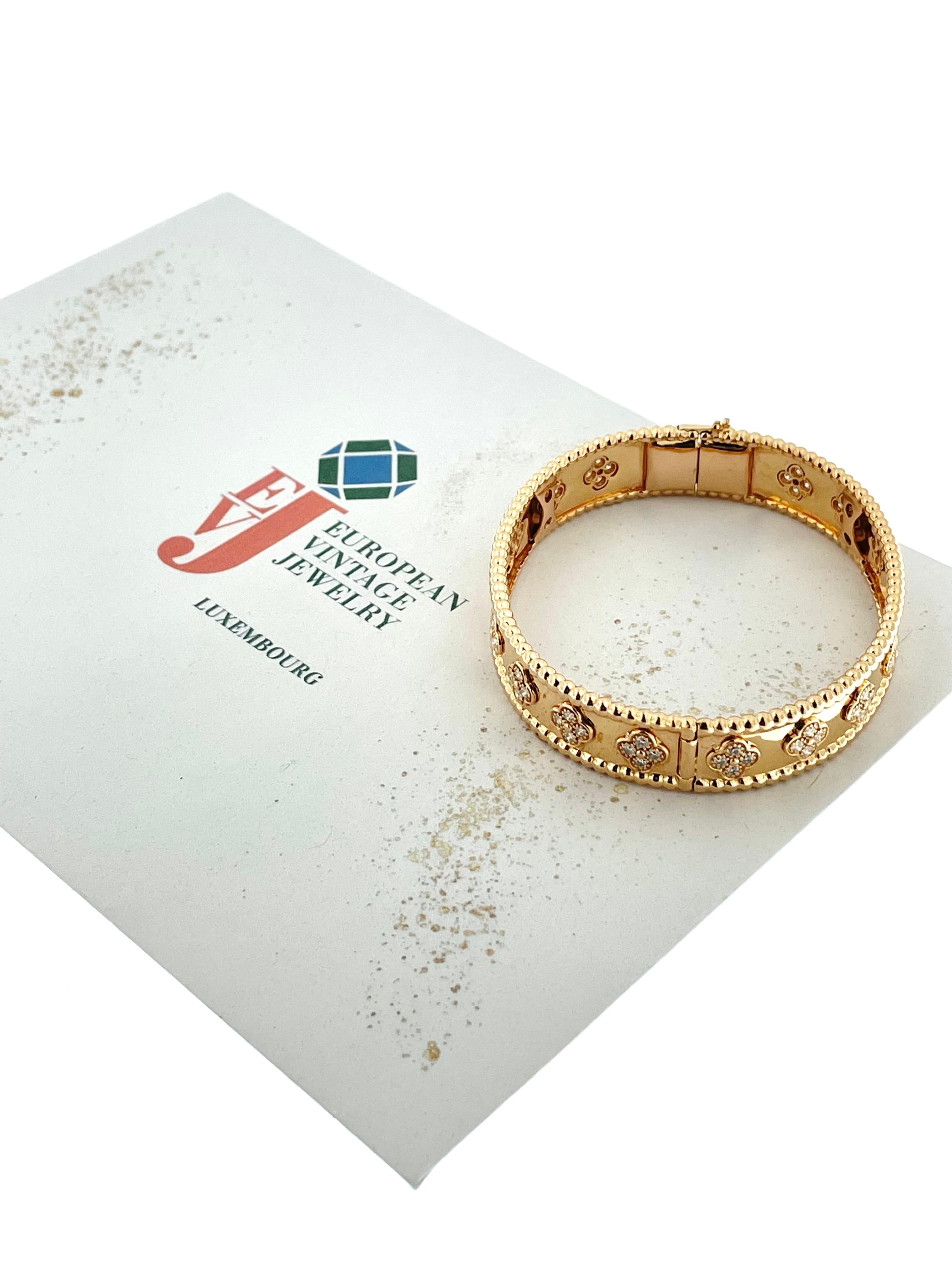 Women's or Men's Van Cleef & Arpels Perle Clovers Bracelet Rose Gold and Diamonds For Sale