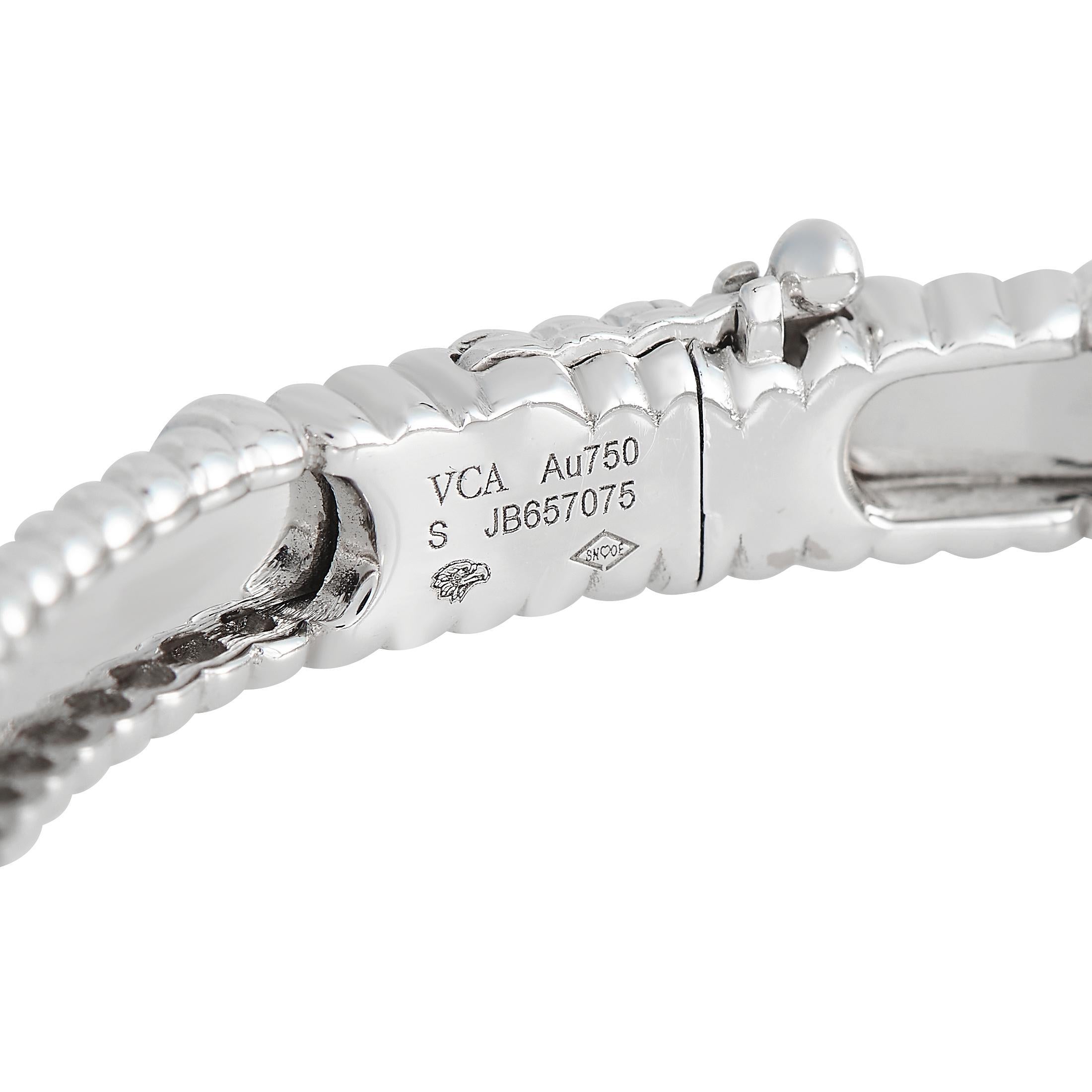 Van Cleef & Arpels Perlee 18 Karat Weißgold 0,69 Karat Diamantarmband Größe Small im Zustand „Hervorragend“ in Southampton, PA