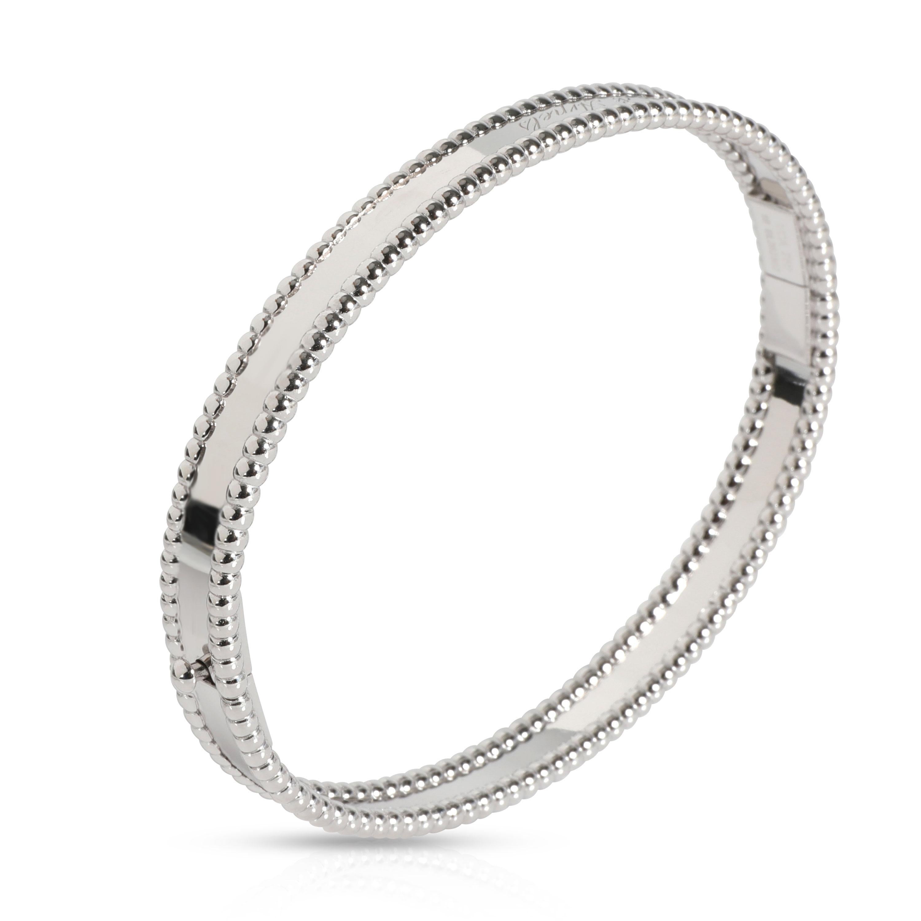 Van Cleef & Arpels Perlee Bracelet in 18K White Gold

PRIMARY DETAILS
SKU: 105218
Listing Title: Van Cleef & Arpels Perlee Bracelet in 18K White Gold
Condition Description: Retails for 6,700 USD. In excellent condition and recently polished by Van