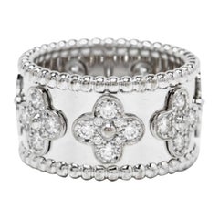 Van Cleef & Arpels Perlée Trèfle Diamant or blanc 18k Bague grand modèle 56