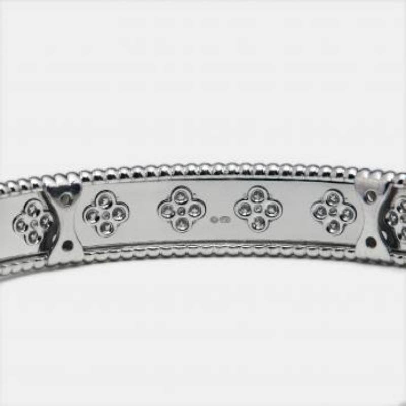 Van Cleef & Arpels Perlée Clover Diamonds 18k White Gold Bracelet L en vente 3