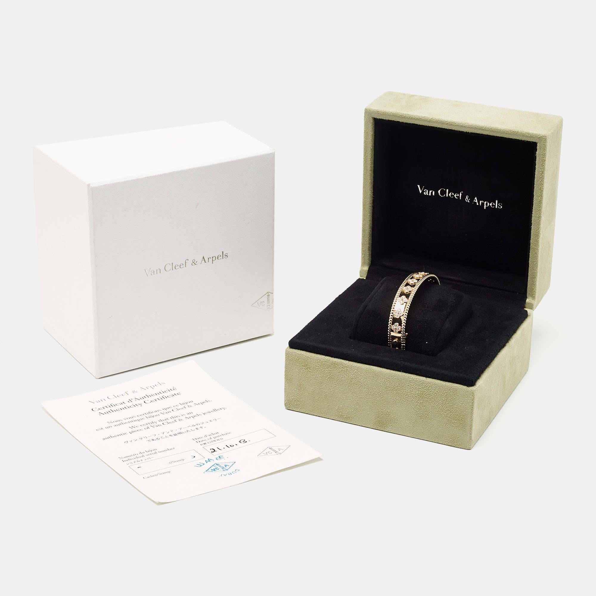 Van Cleef & Arpels Perlée Kleeblätter Diamant 18k Rose Gold Medium Modell Armband  im Angebot 2