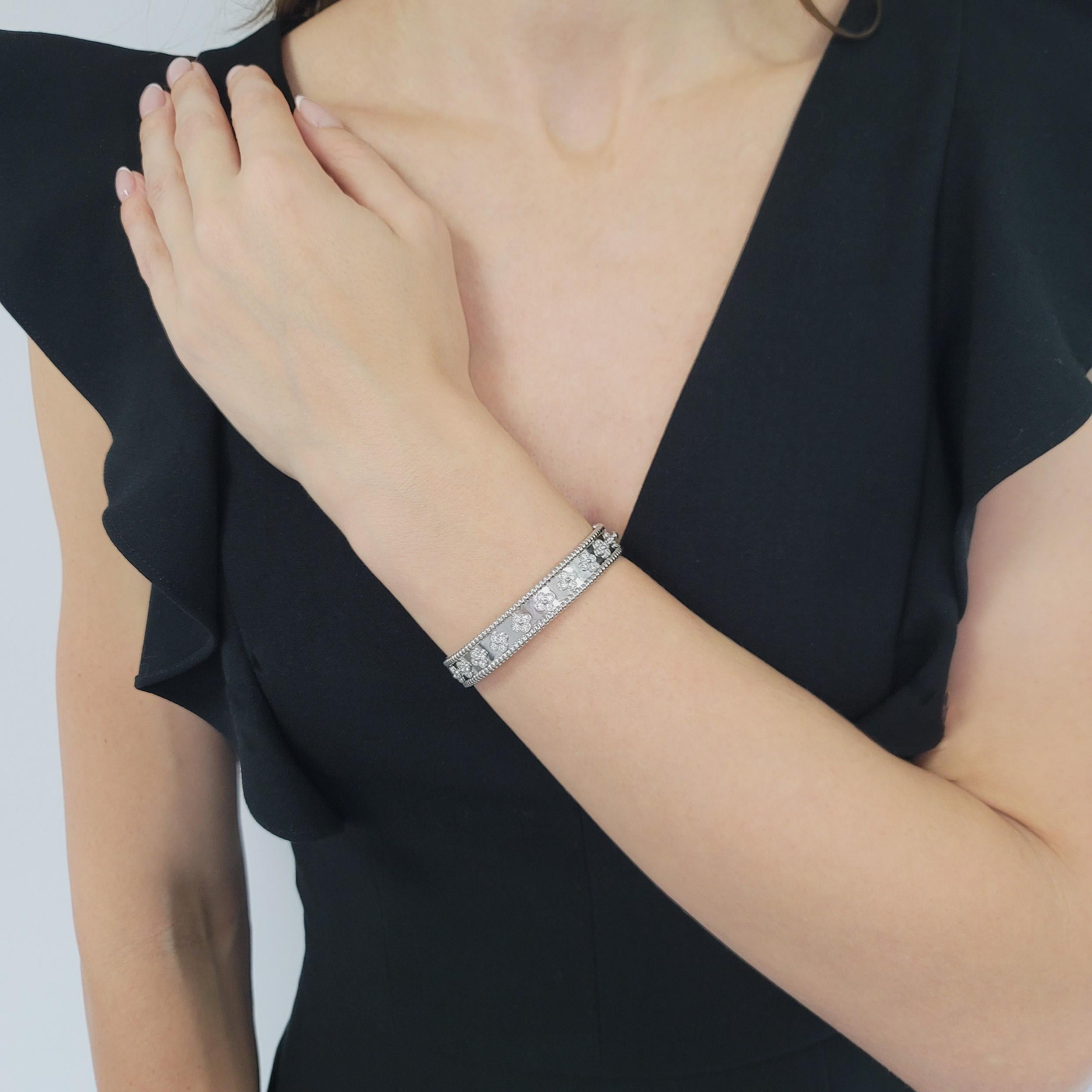 Artista Van Cleef & Arpels Bracciale con diamanti a forma di trifoglio 