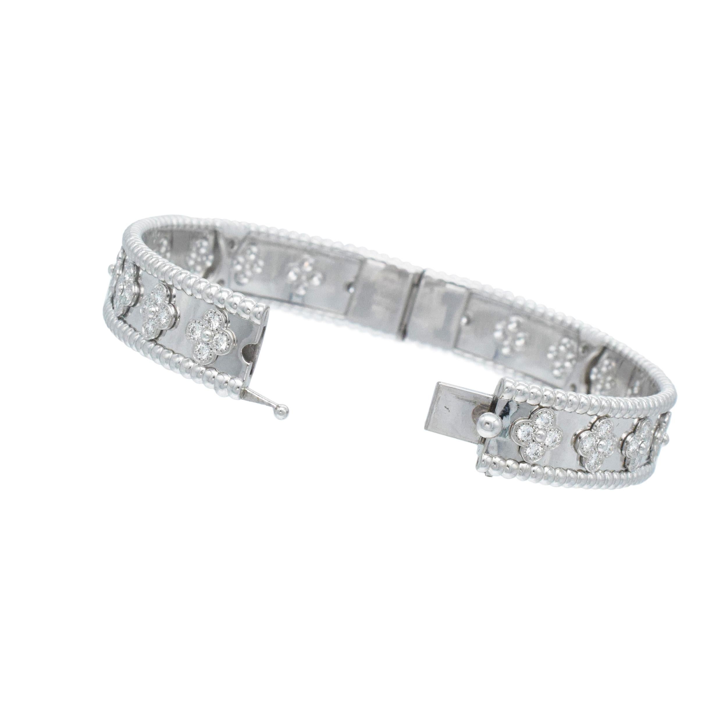 Van Cleef & Arpels Bracciale con diamanti a forma di trifoglio 