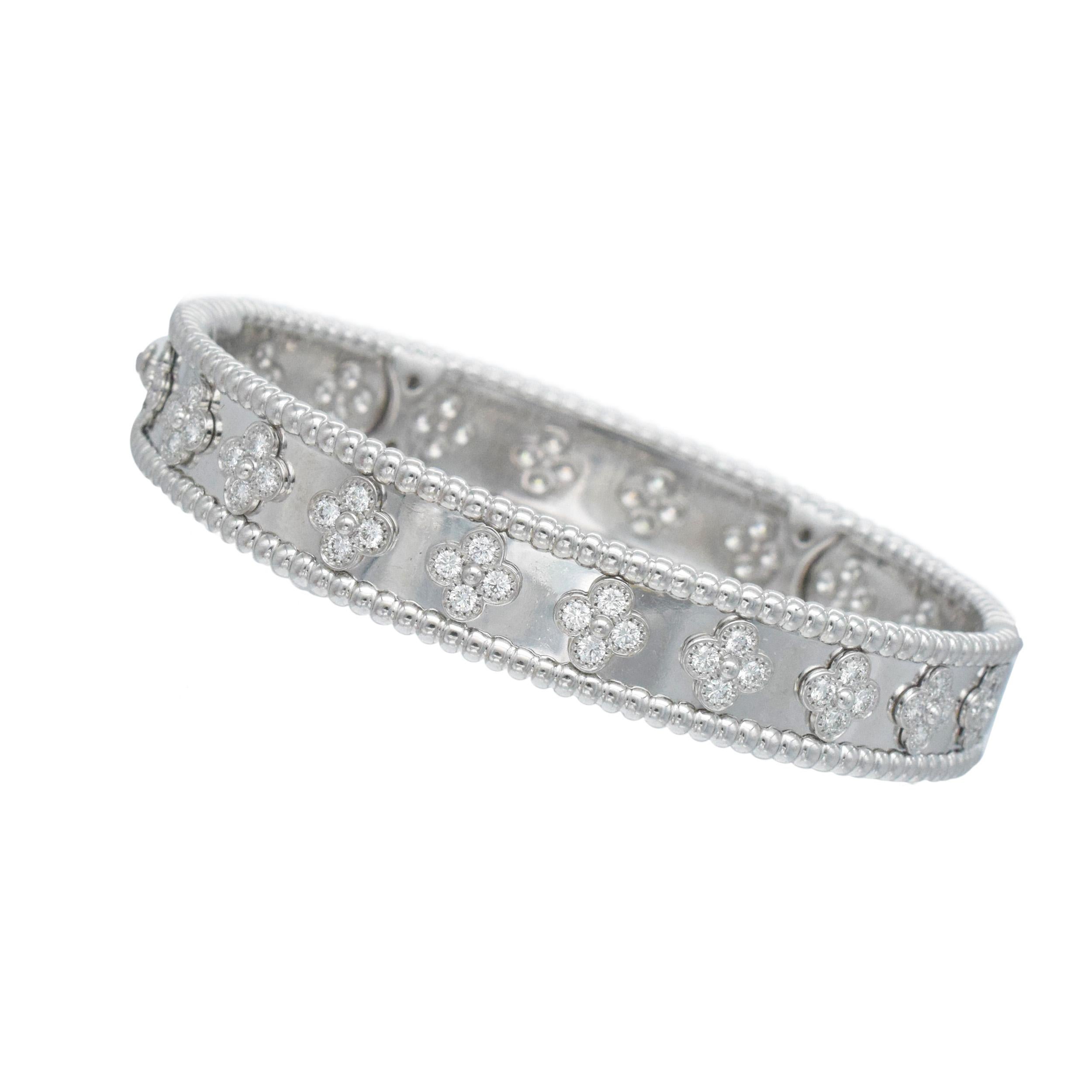 Van Cleef & Arpels Bracciale con diamanti a forma di trifoglio 