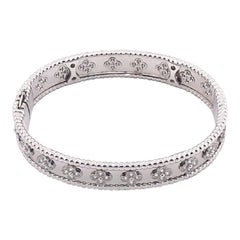 Van Cleef & Arpels - Bracelet de diamants Trèfles Perlés en or blanc