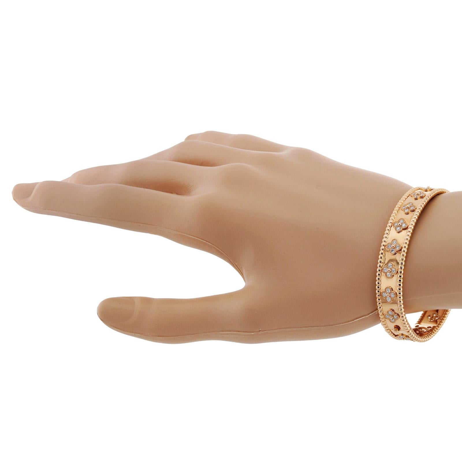 Women's VAN CLEEF & ARPELS Perlee Clovers Diamond Yellow Gold Bracelet Box Papers SM For Sale