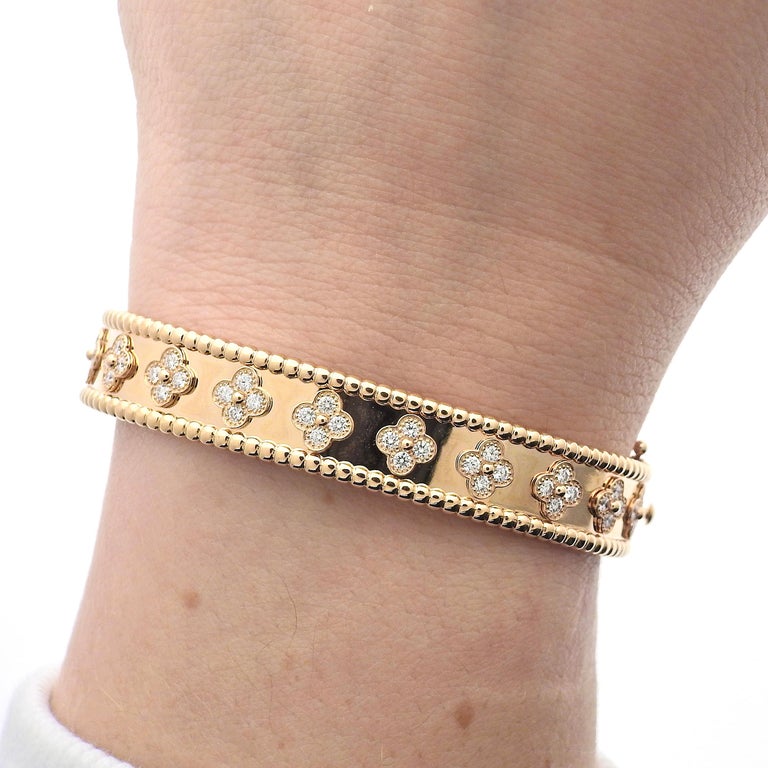 Van Cleef and Arpels Perlee KleeblätterArmband aus Gold mit Diamanten im Angebot bei 1stDibs
