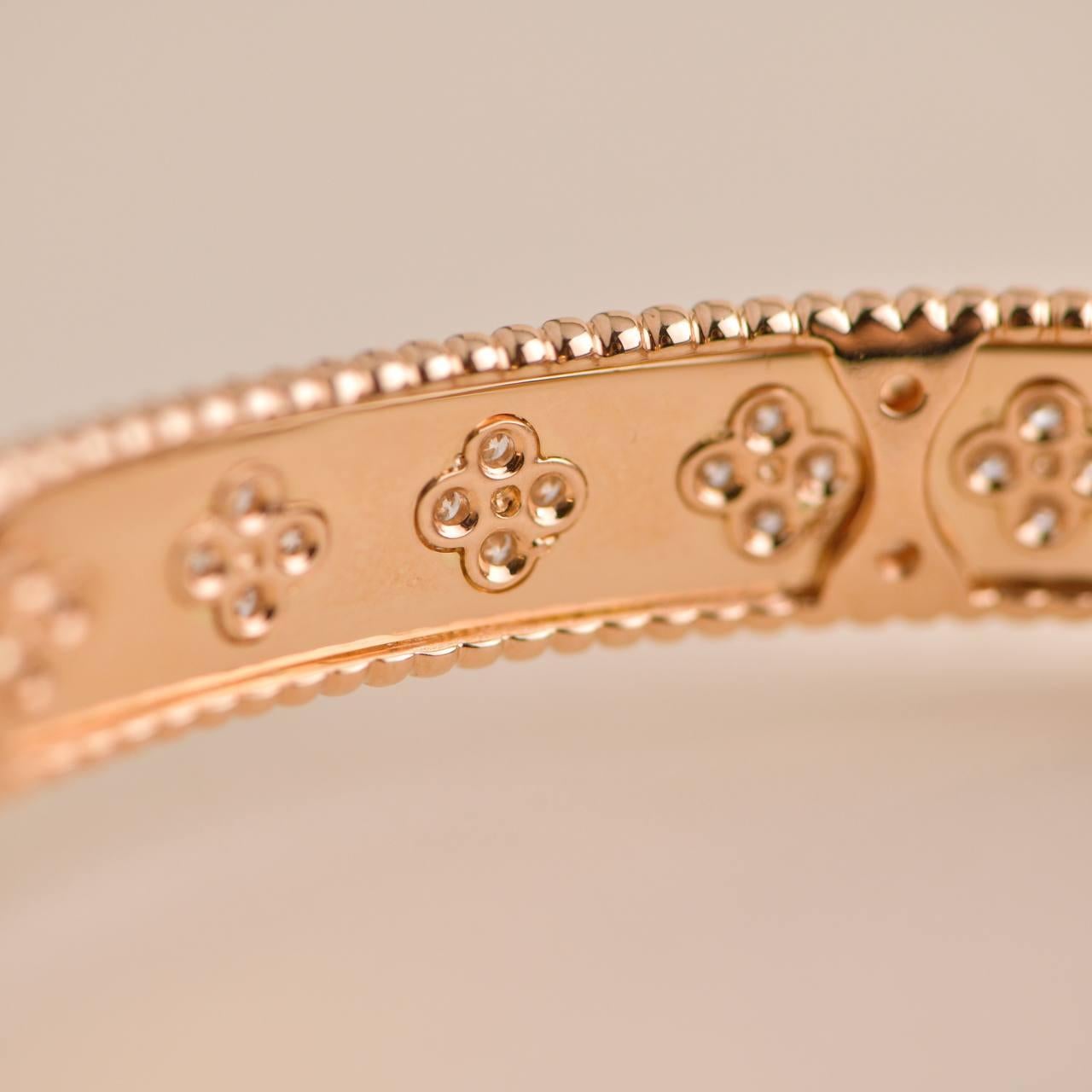 Women's or Men's Van Cleef & Arpels Perlée Clovers Rose Gold Diamond Bracelet Medium Model