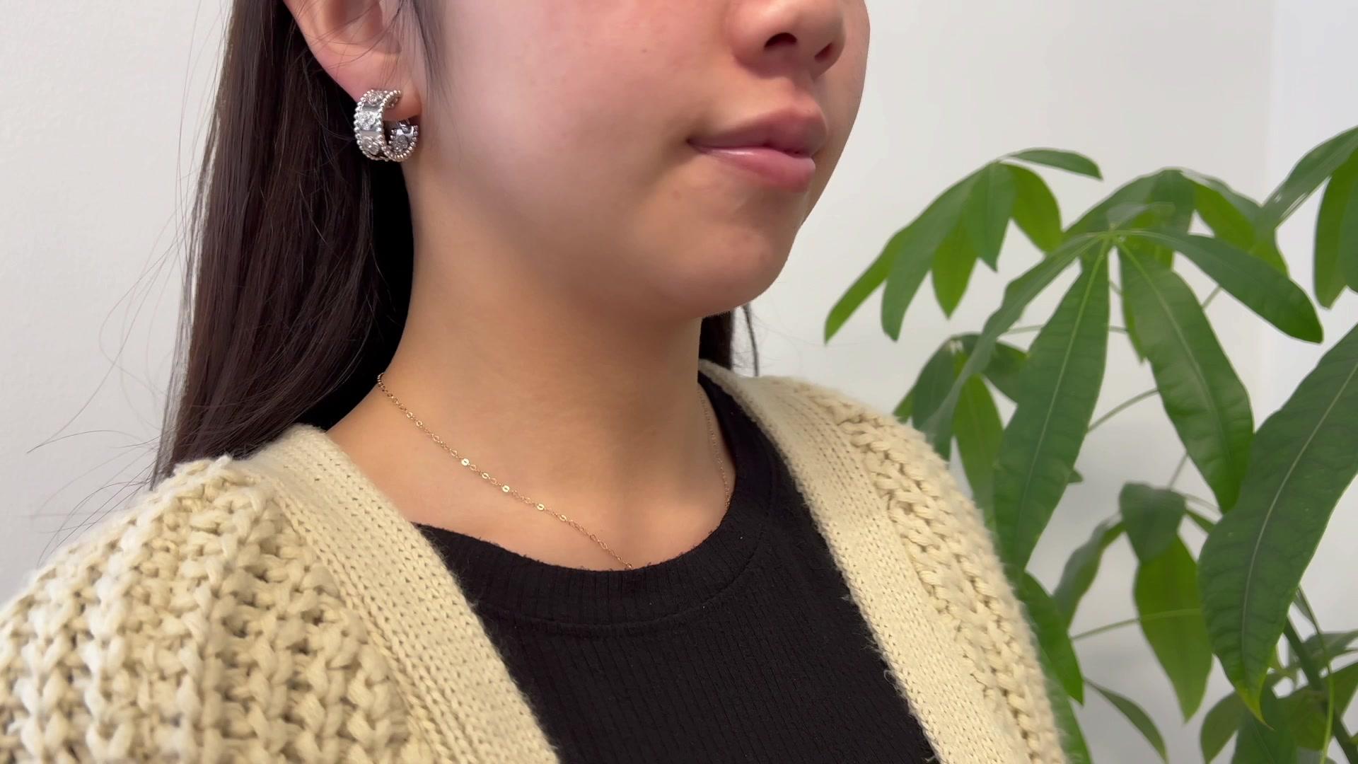 Van Cleef & Arpels Perlée-Diamant-Reifenohrringe aus 18 Karat Weißgold (Brillantschliff)