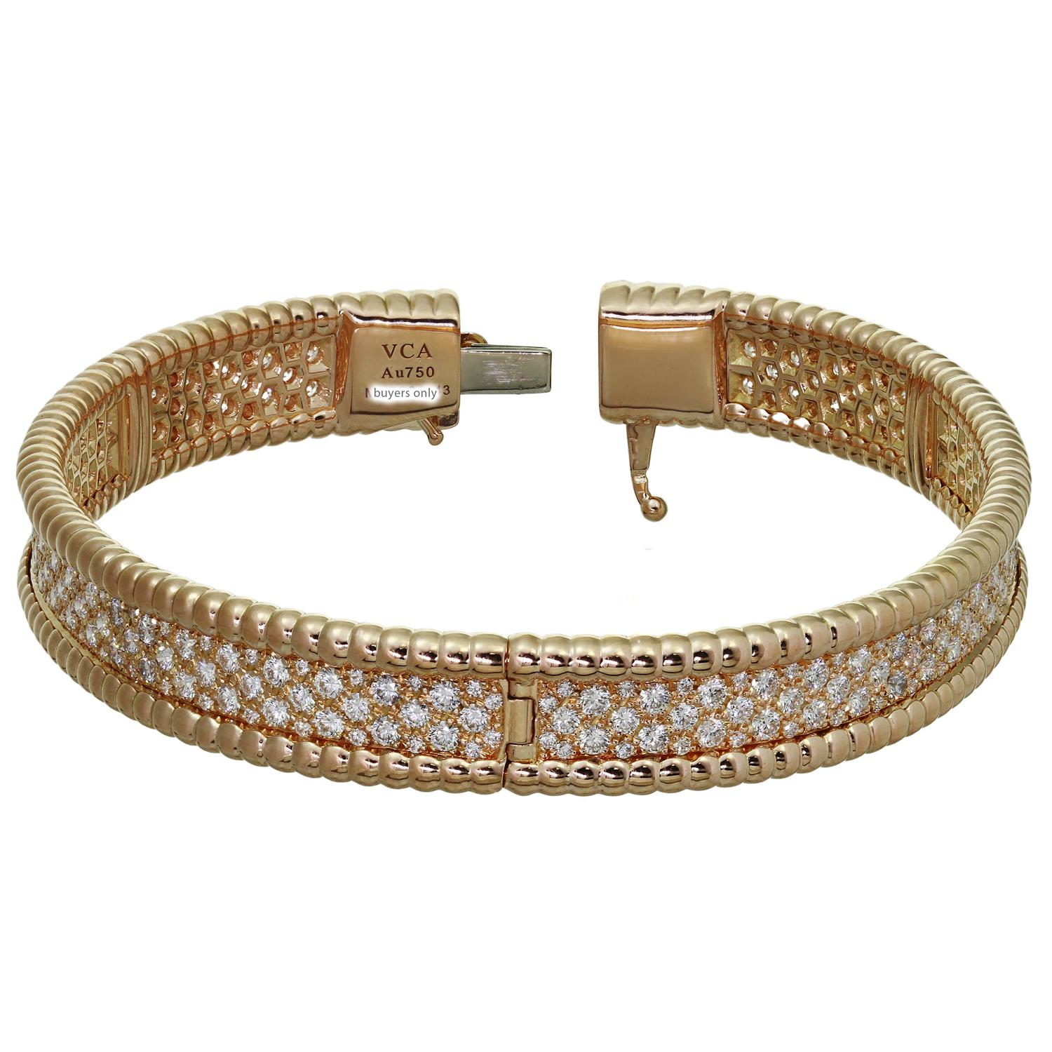 Brilliant Cut Van Cleef & Arpels Perlée Diamond 3-Row Rose Gold Medium Bracelet