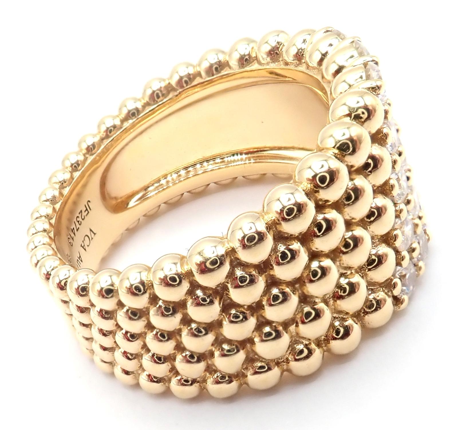Van Cleef & Arpels Anello a fascia in oro giallo a 5 file con diamante Perlee In condizioni ottime in vendita a Southampton, PA