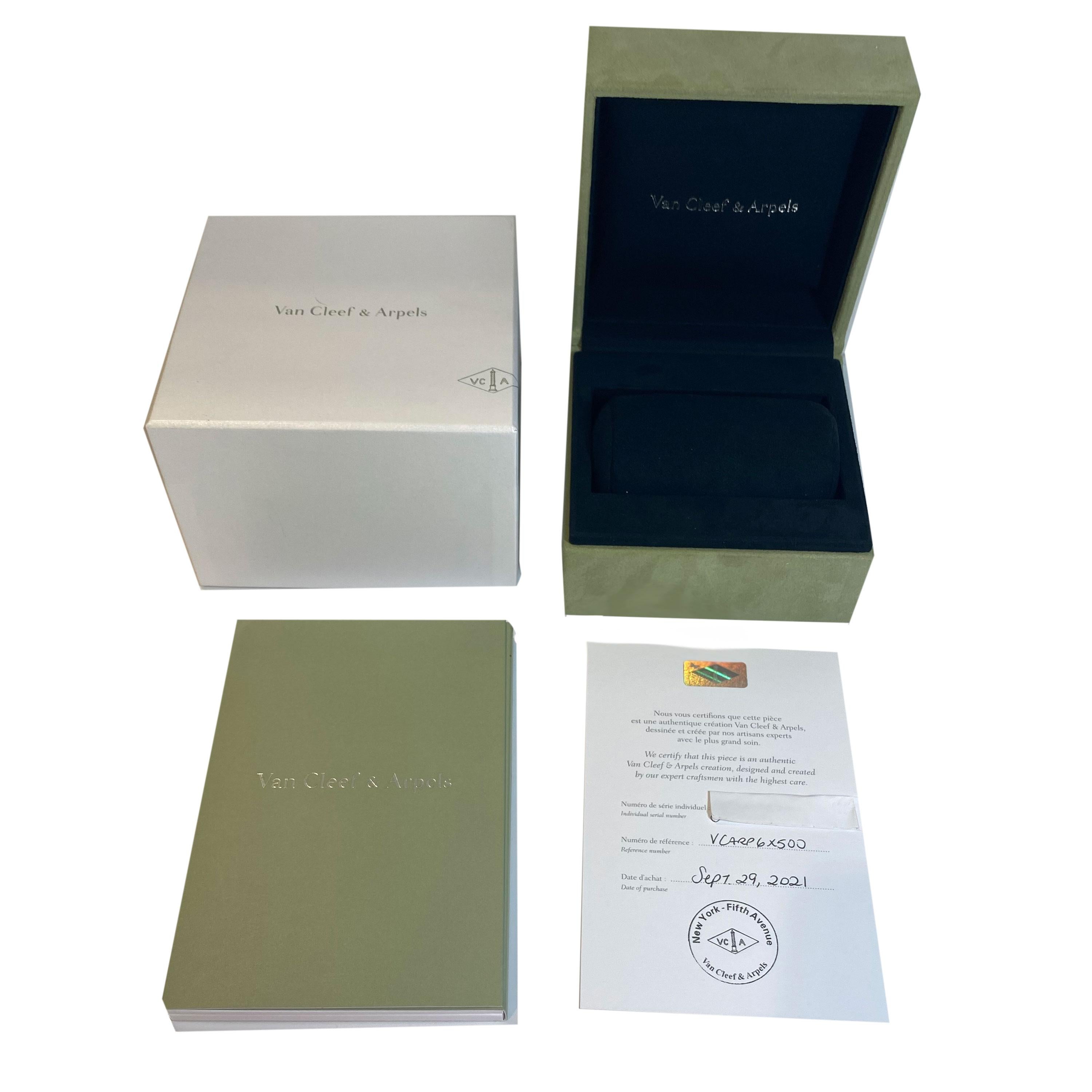 Van Cleef & Arpels Perlee Diamond Bracelet in 18k Yellow Gold 0.69 CTW In Excellent Condition In New York, NY