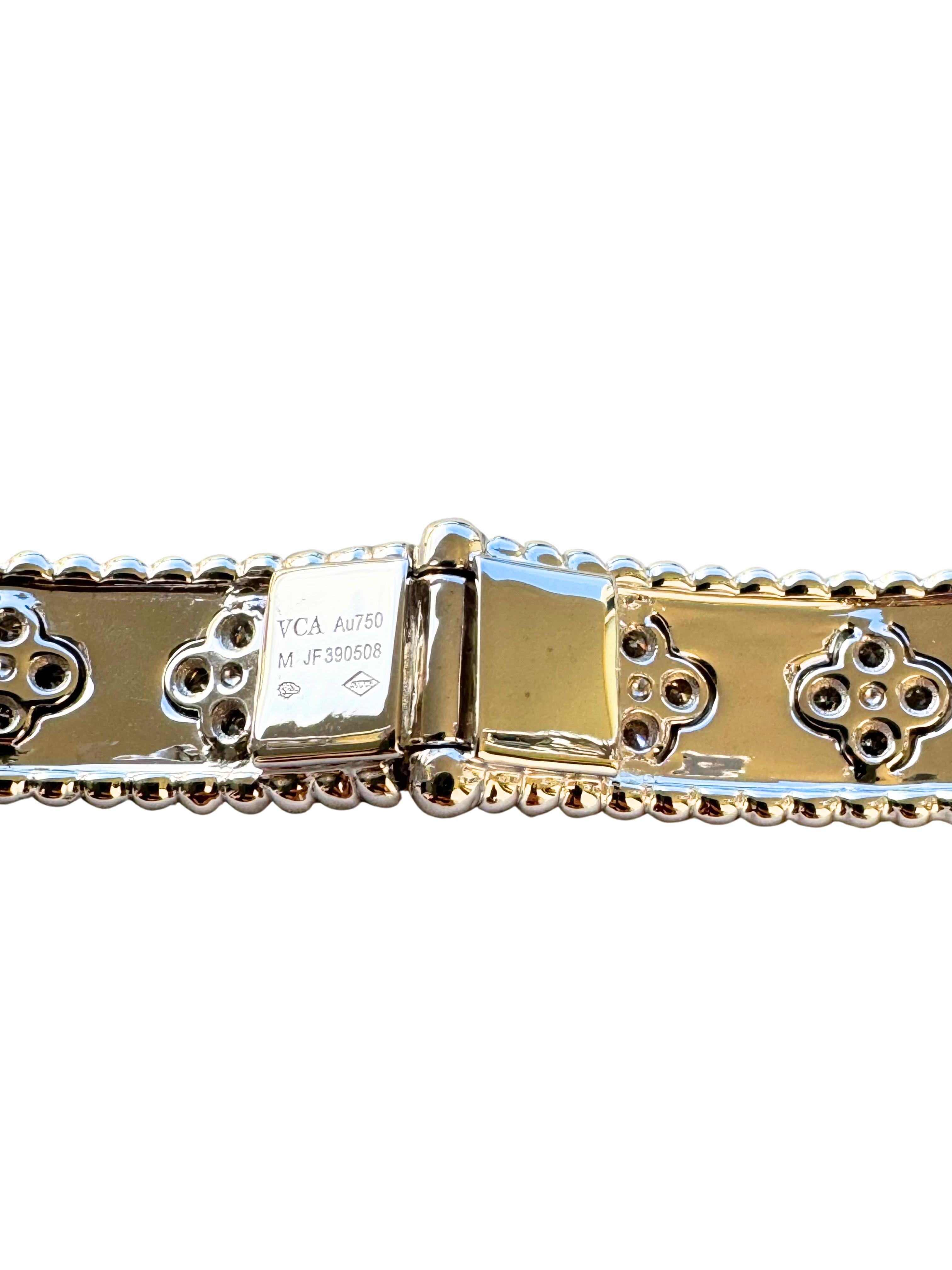 Van Cleef & Arpels Bracciale M con Diamante Perlée e Trifoglio in Oro Bianco 18 Carati in vendita 7