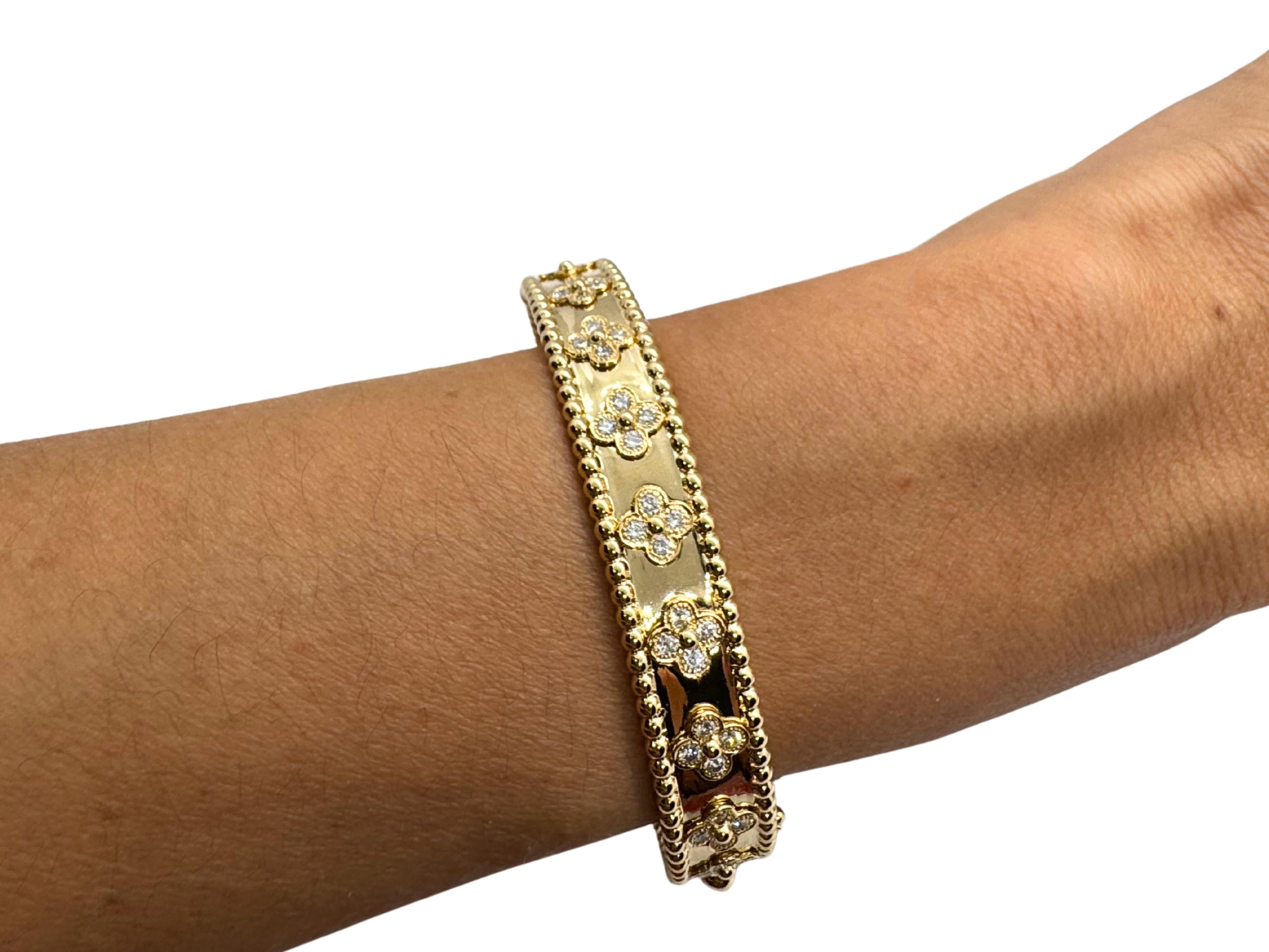 Brilliant Cut Van Cleef & Arpels Perlée Diamond Clover 18 Karat Yellow Gold Bangle Bracelet For Sale