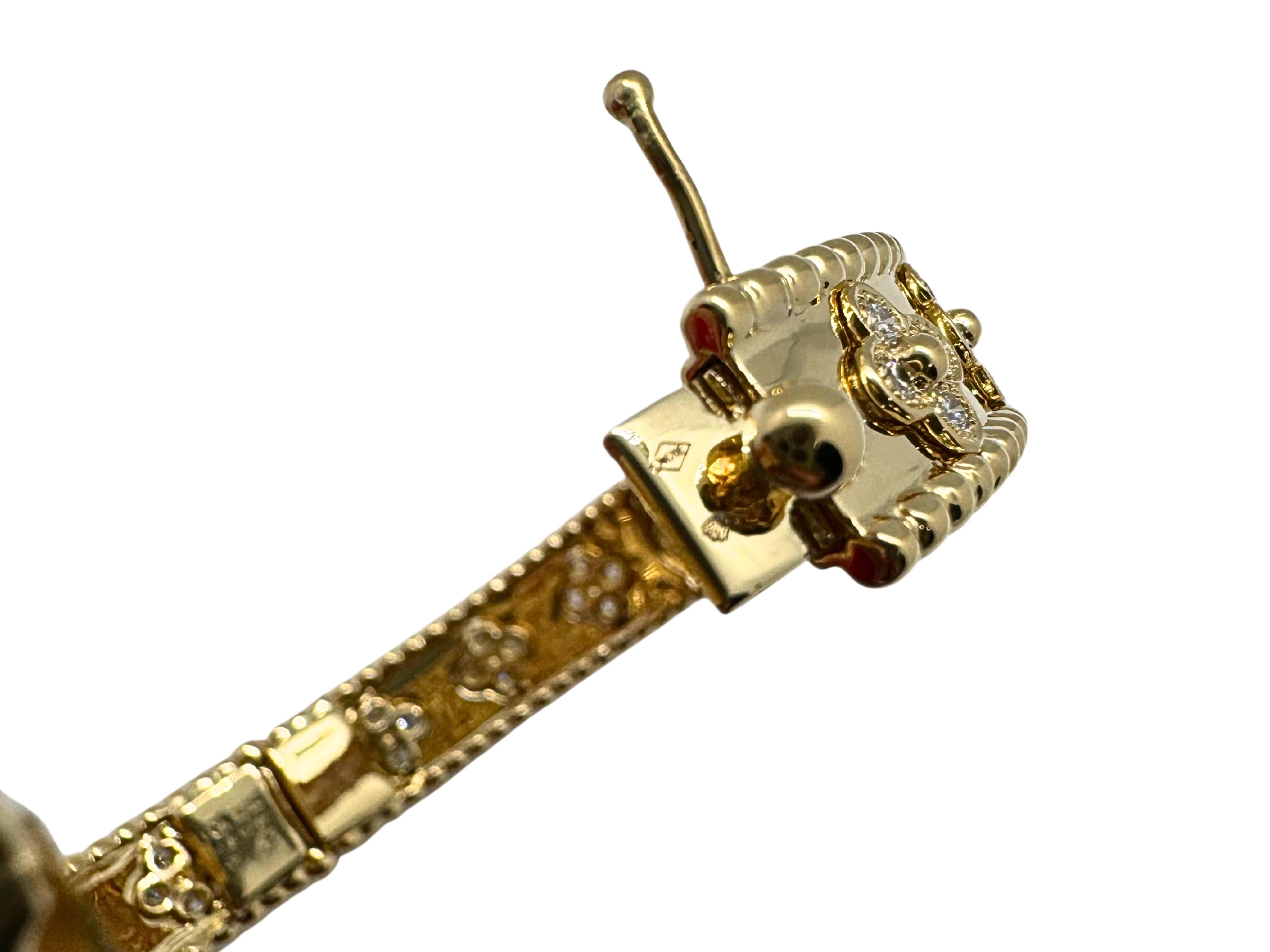 Van Cleef & Arpels Perlée Diamond Clover 18 Karat Yellow Gold Bangle Bracelet For Sale 2