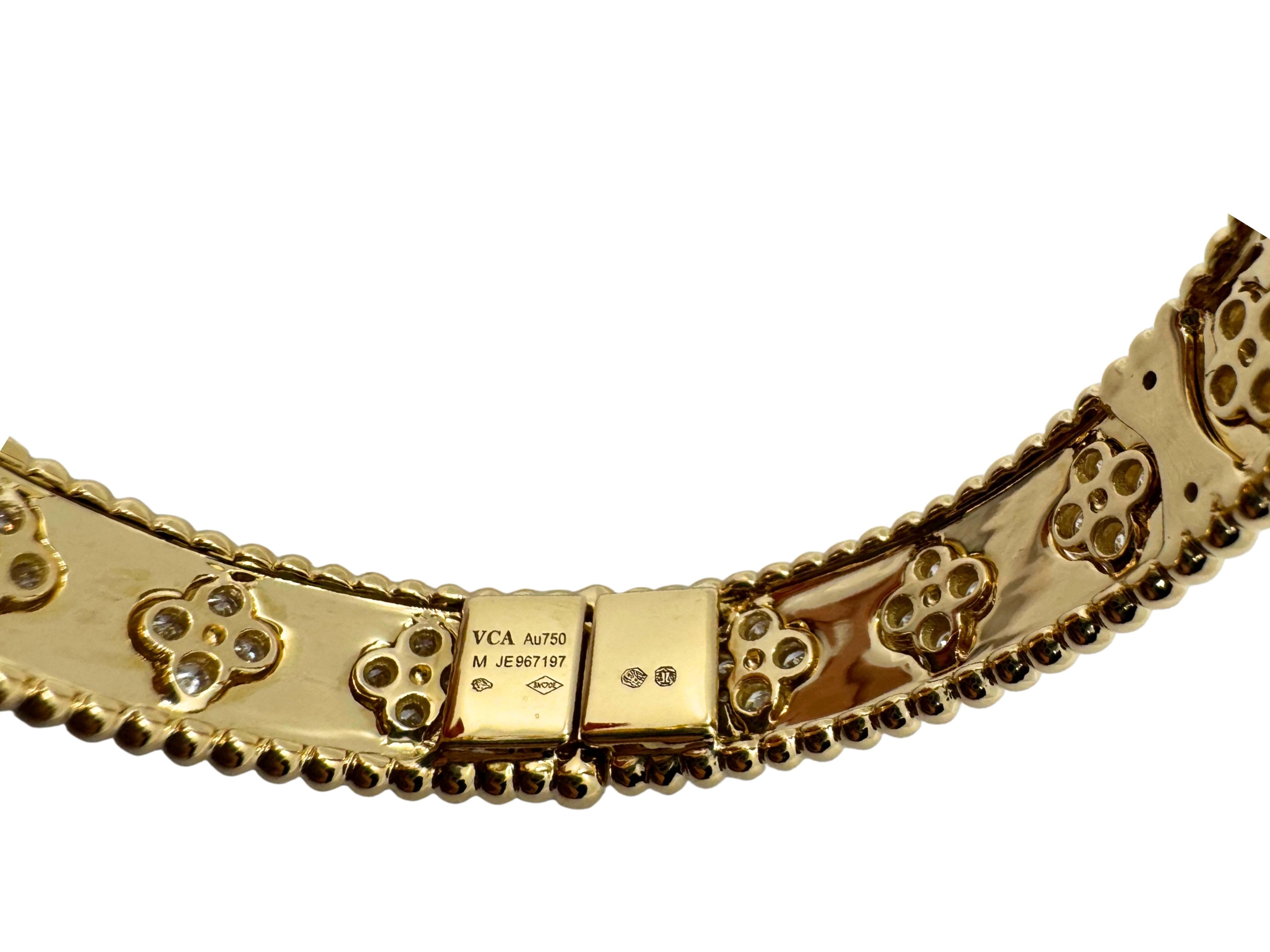 Van Cleef & Arpels Perlée Diamond Clover 18 Karat Yellow Gold Bangle Bracelet For Sale 3
