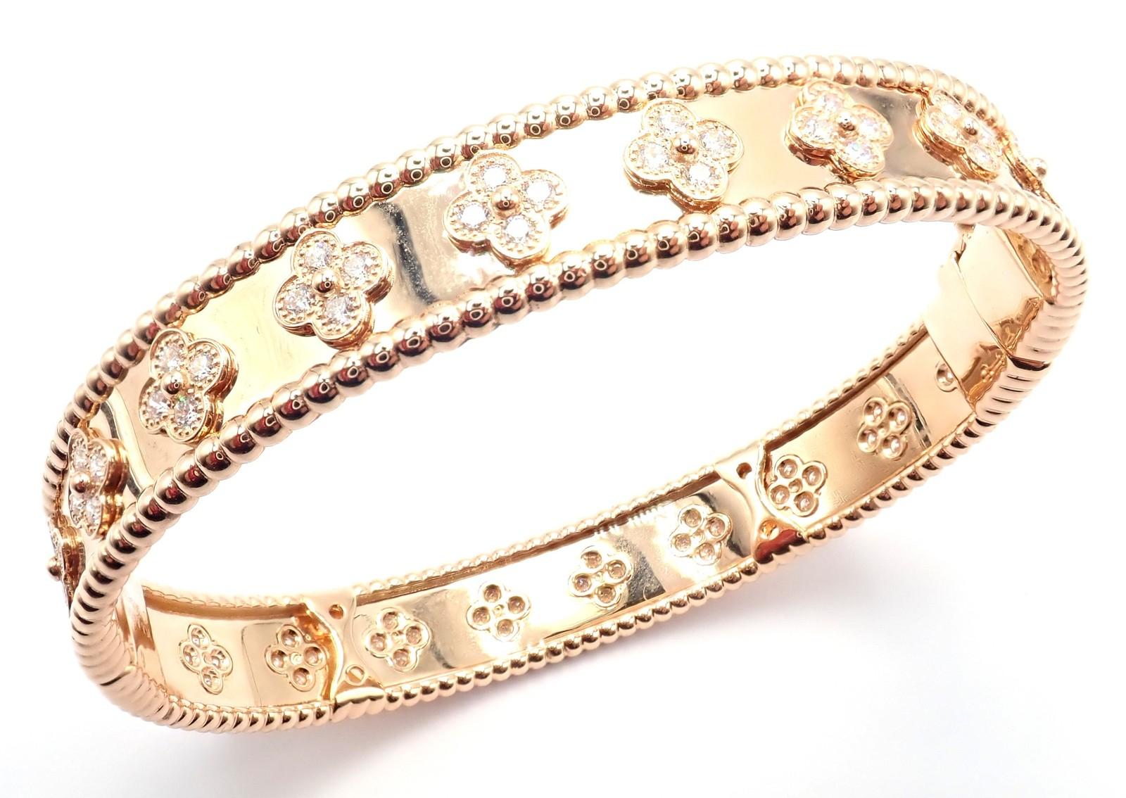 Van Cleef & Arpels Perlee Diamond Clover Rose Gold Bangle Bracelet im Angebot 1