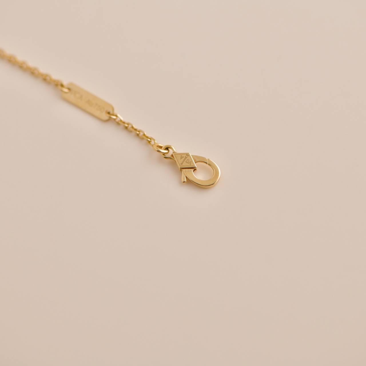 Van Cleef & Arpels Perlée Diamond Flower 18K Yellow Gold Pendant Necklace 2