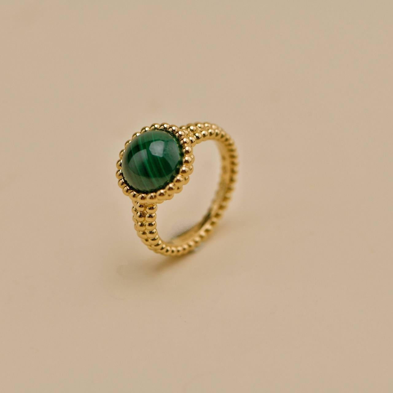 Van Cleef & Arpels Perlée Malachite 18k Yellow Gold Ring Size 54 1