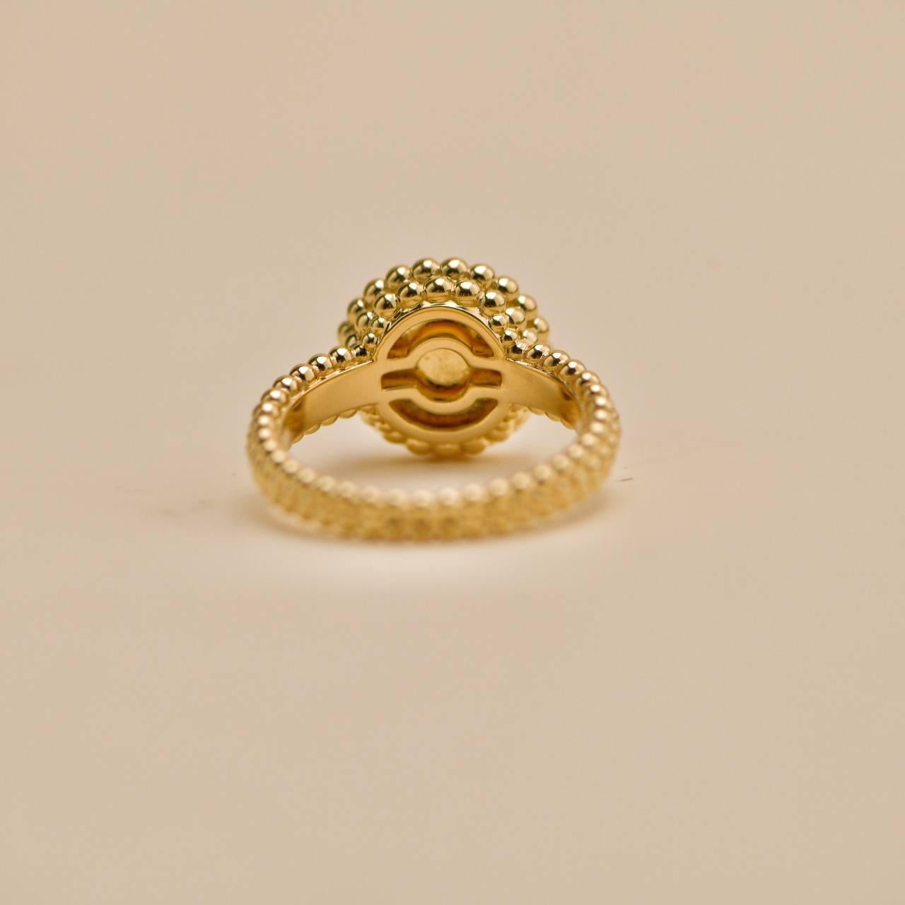 Van Cleef & Arpels Perlée Malachite 18k Yellow Gold Ring Size 54 2