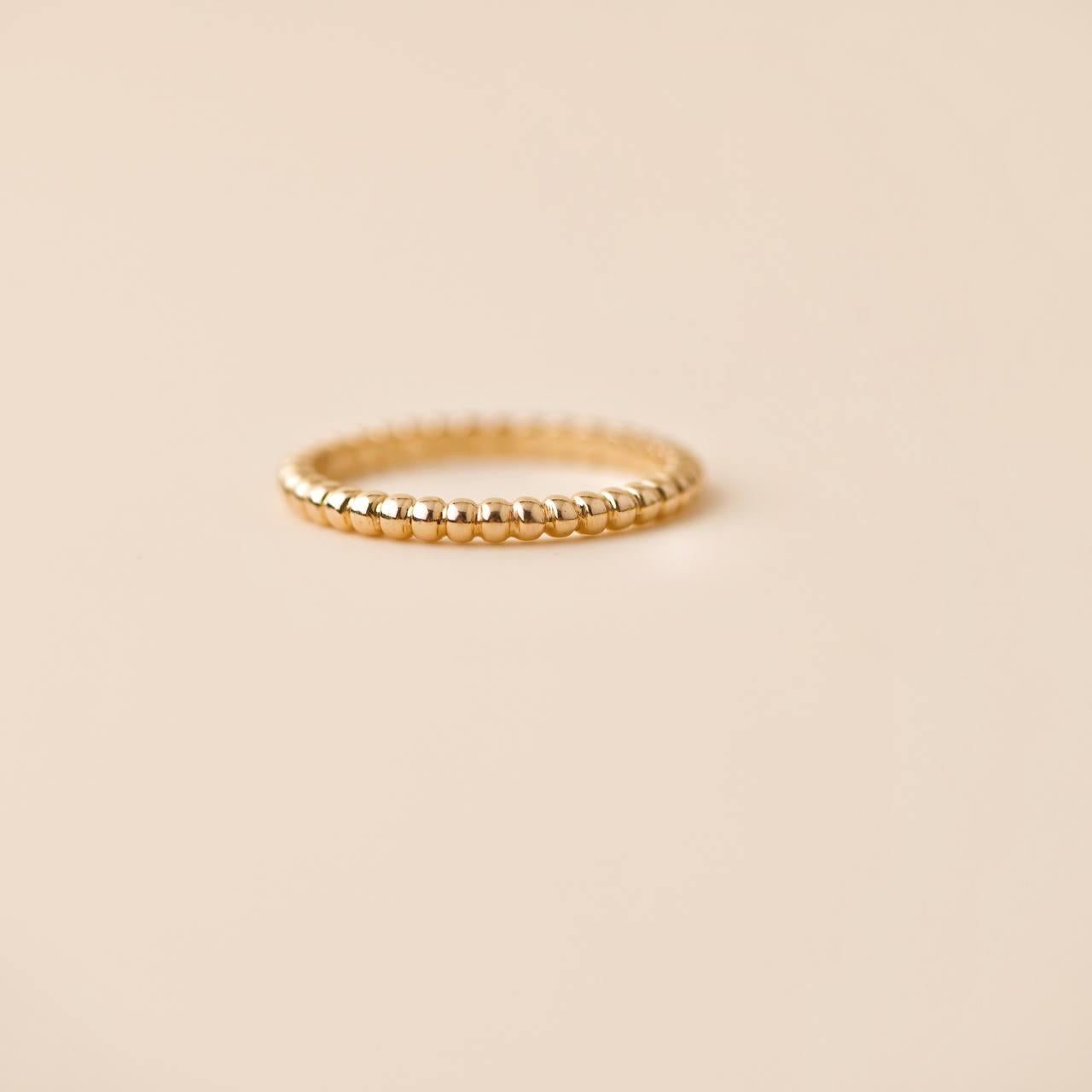 Van Cleef & Arpels Bague perlée en or rose 18K Petit modèle Taille 54 en vente 1