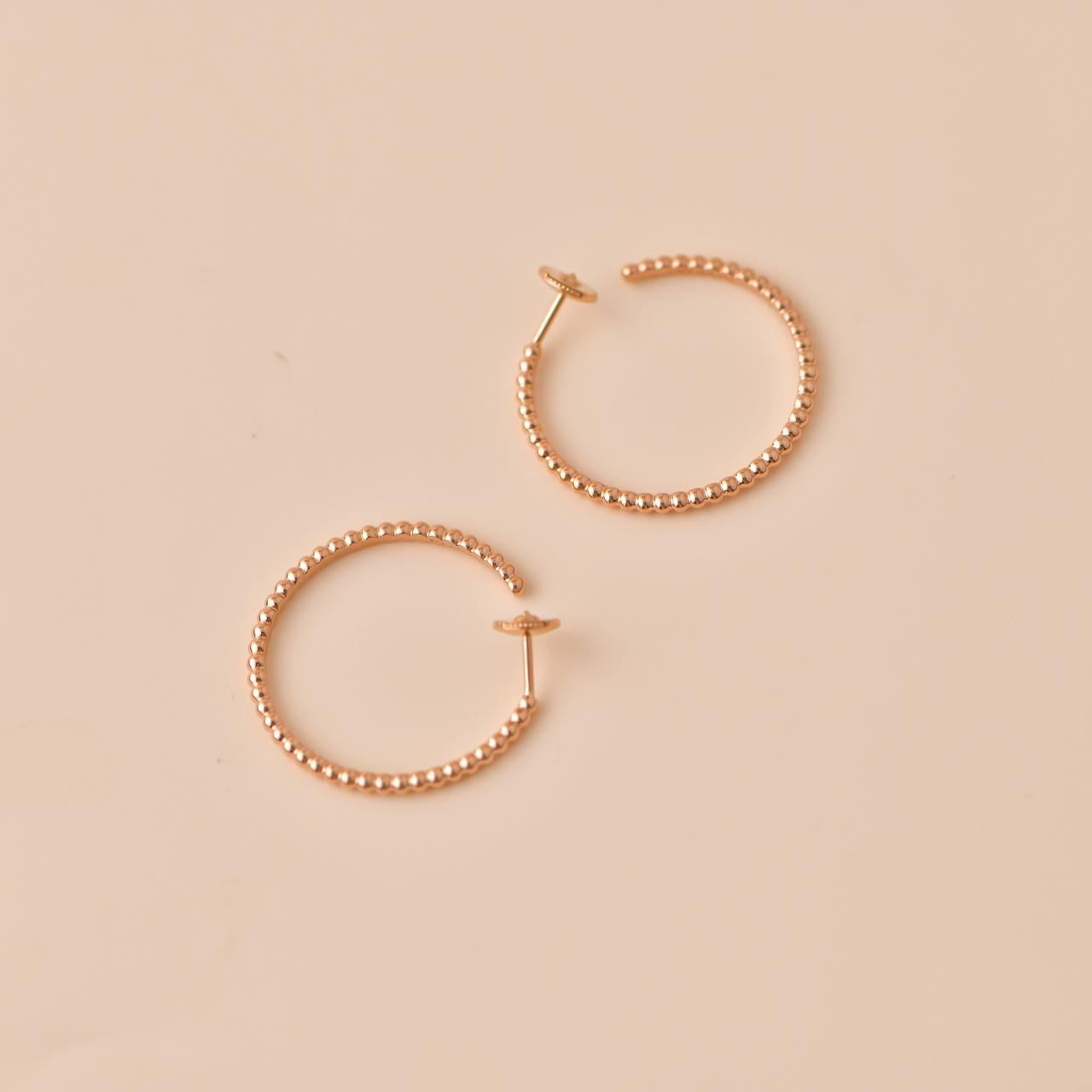 Van Cleef & Arpels Perles Perlées d'Or Rose 18k Boucles d'oreilles Petit Modèle en vente 1