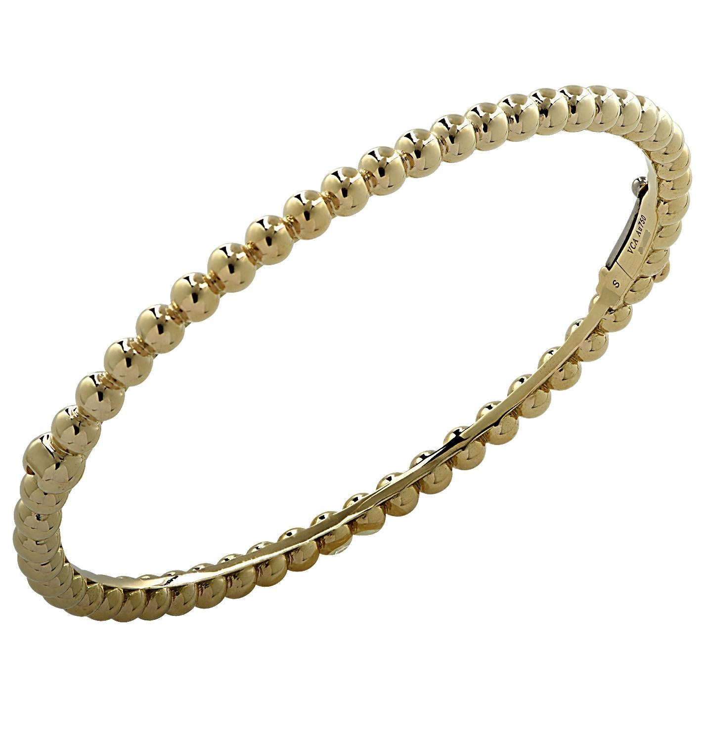 Modern Van Cleef & Arpels Perlee Pearls of Gold Bracelet