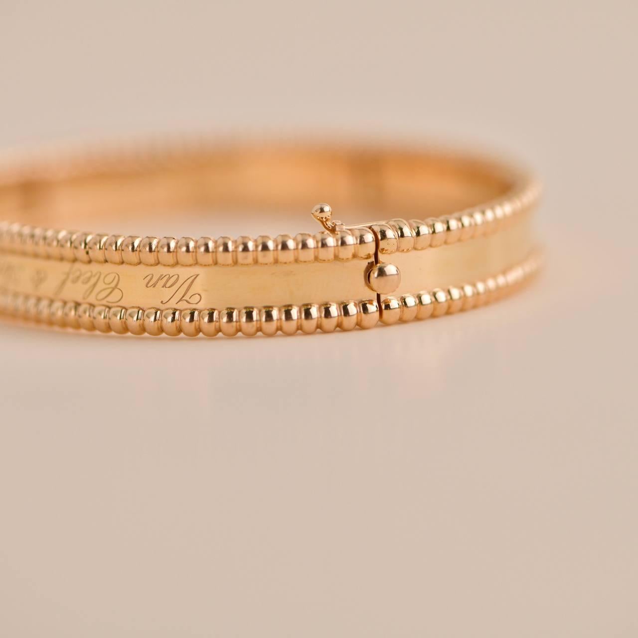 Women's or Men's Van Cleef & Arpels Perlée Signature 18K Rose Gold Bracelet Medium Model