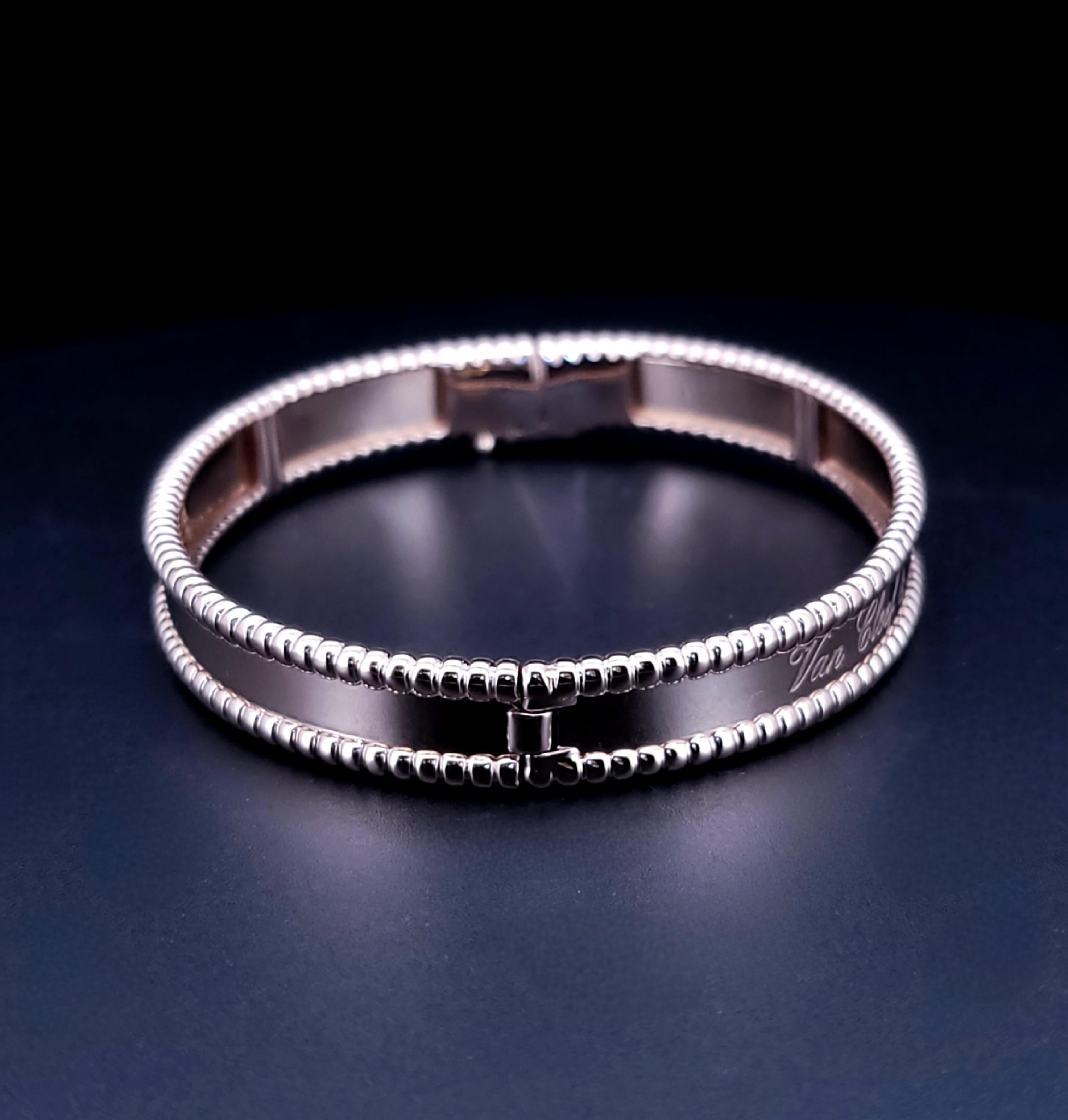 Van Cleef & Arpels Perlee Signature Bangel  Oro rosa 18K 750  Dimensione media in vendita 1