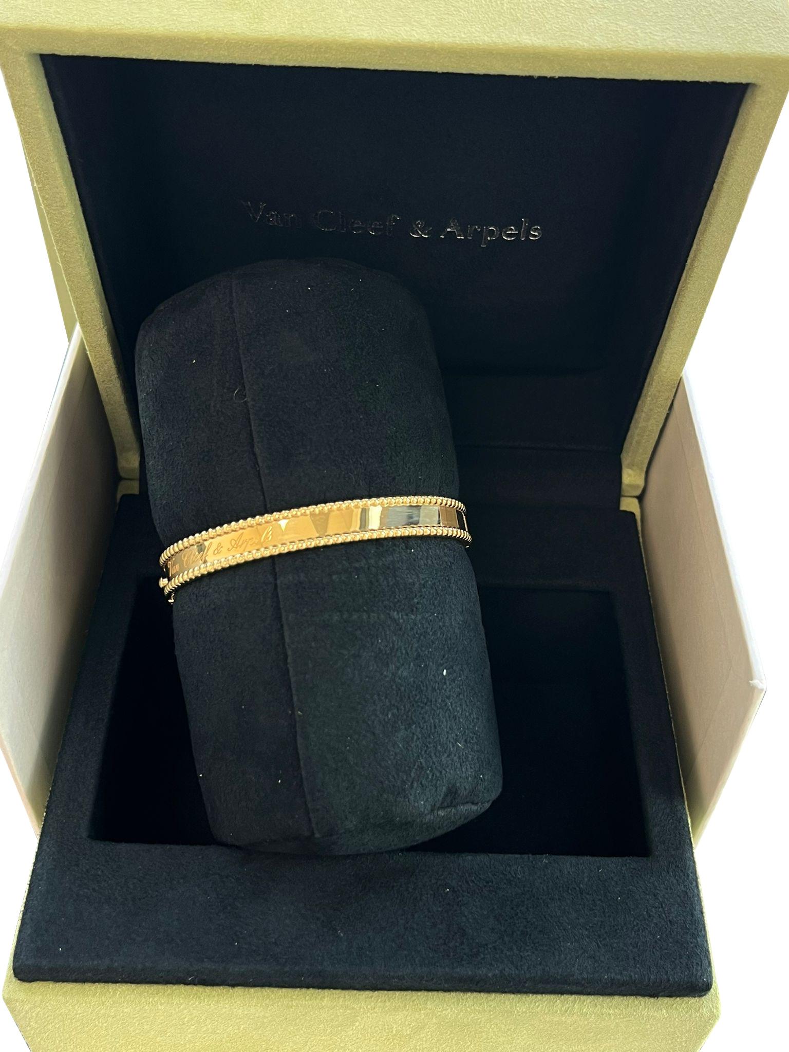 Van Cleef & Arpels Bracelet Perlée Signature Or Jaune 18K Petit Modèle en vente 2
