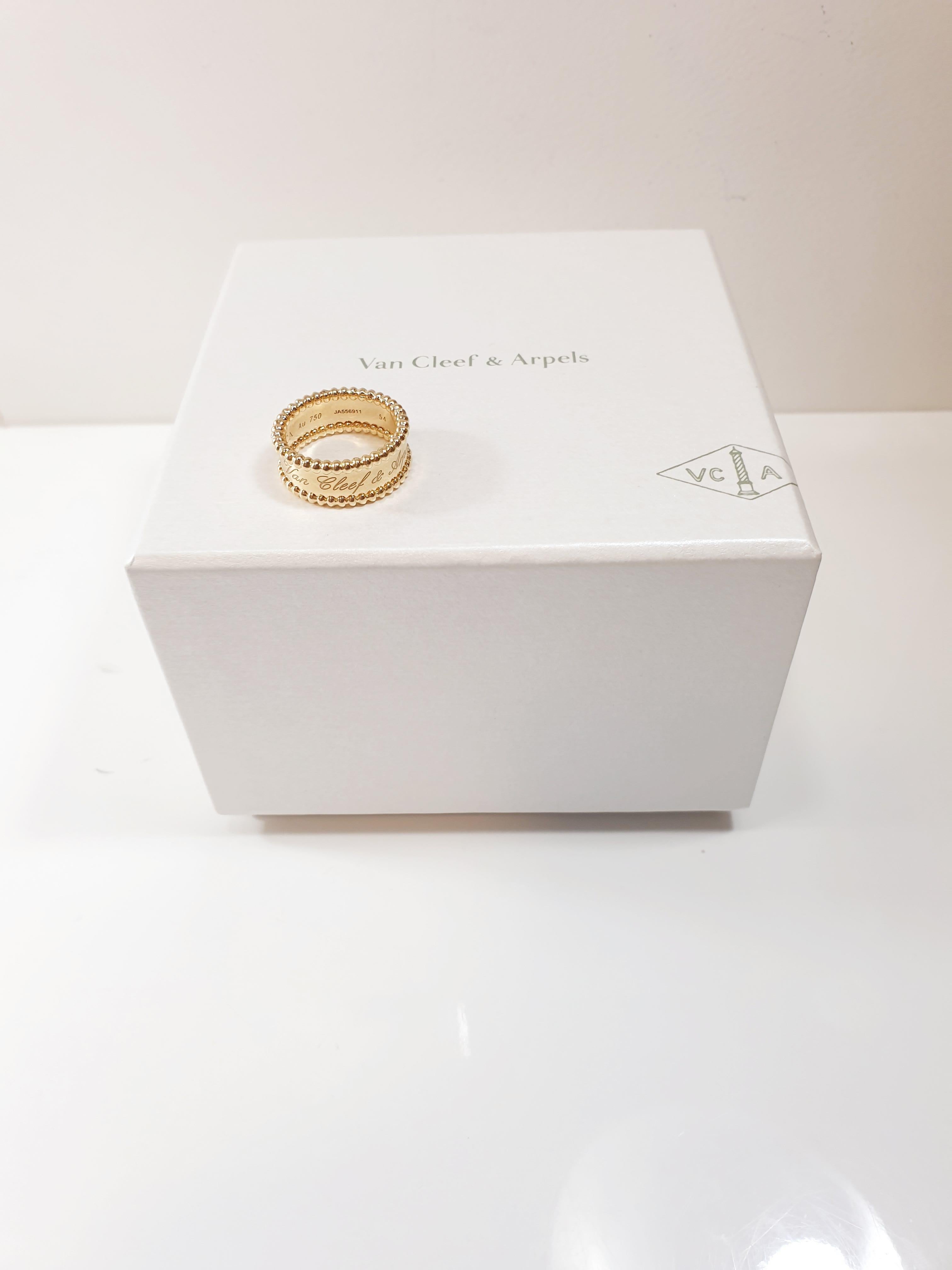 Women's Van Cleef & Arpels Perlée Signature Statement Ring in 18k yellow gold 