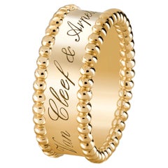 Van Cleef & Arpels Bague Signature Perlée en or jaune 18 carats 