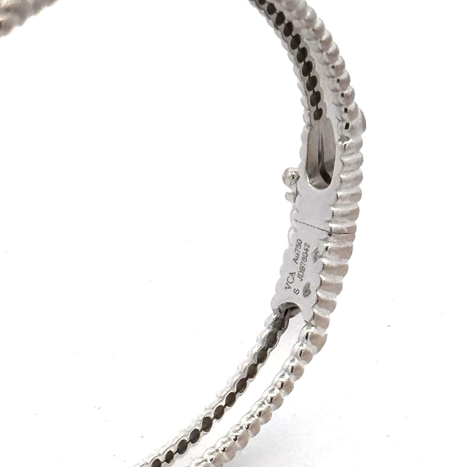 Van Cleef & Arpels Bracelet Perlée Sweet Clovers Diamant or blanc 18K Pour femmes en vente