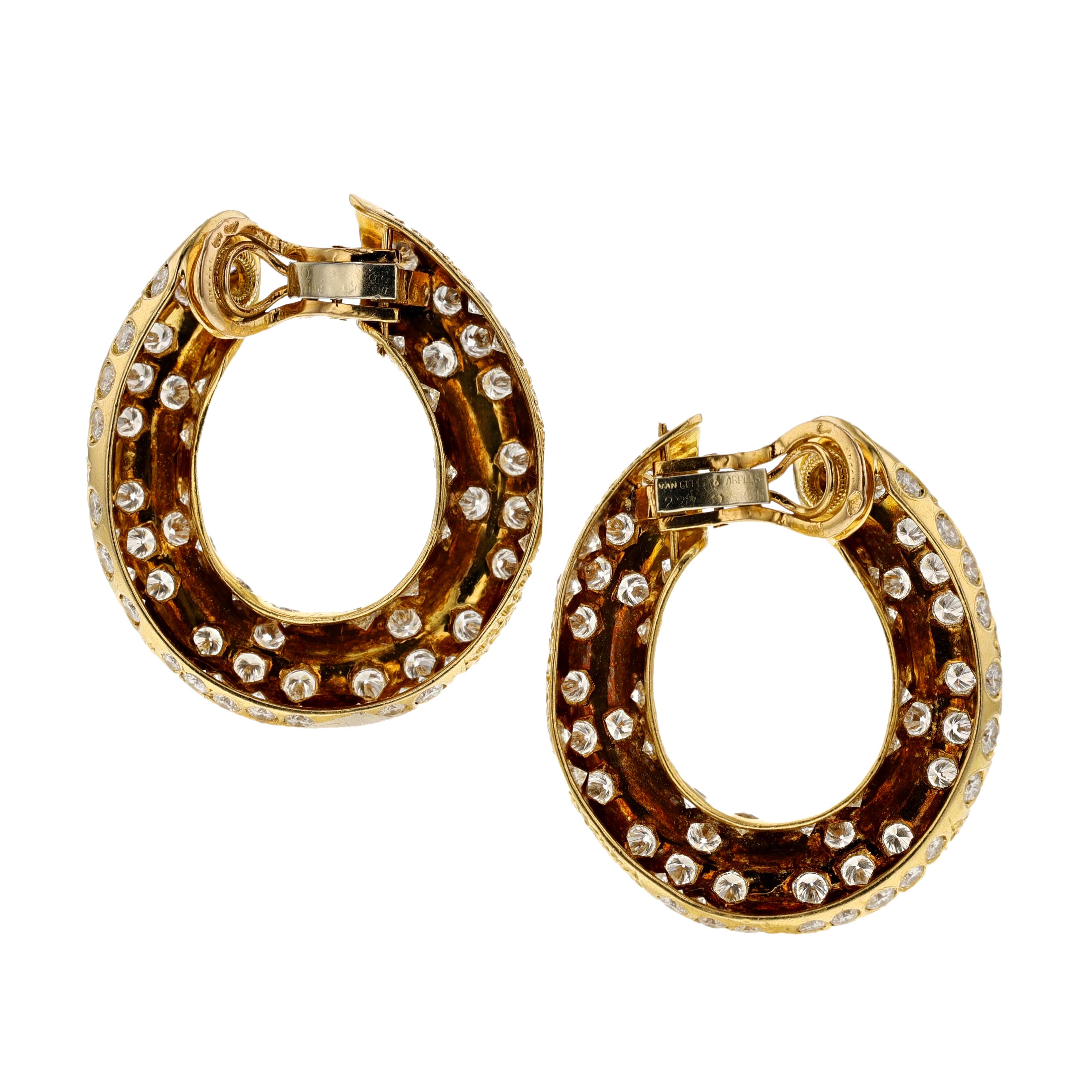 Women's or Men's Van Cleef & Arpels (Péry et Fils) Diamond and Gold Hoop Earrings