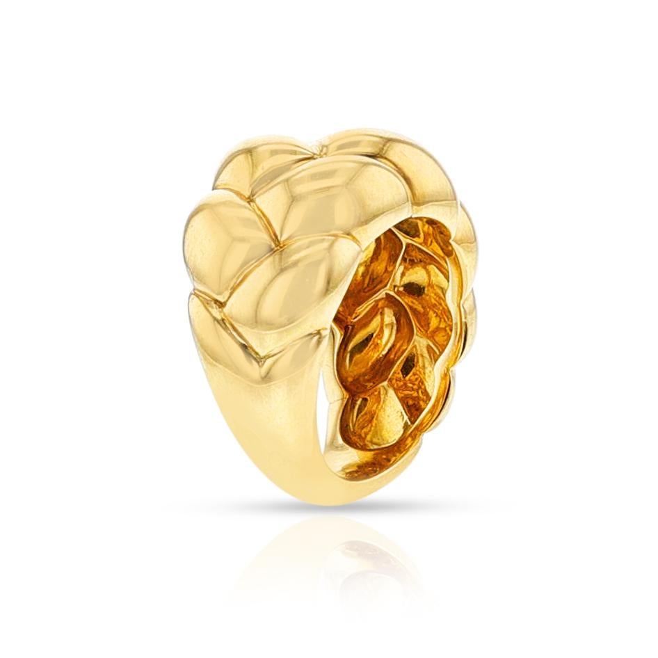 Women's or Men's Van Cleef & Arpels (Péry et Fils) Gold Rope Bombe Ring, 18k For Sale