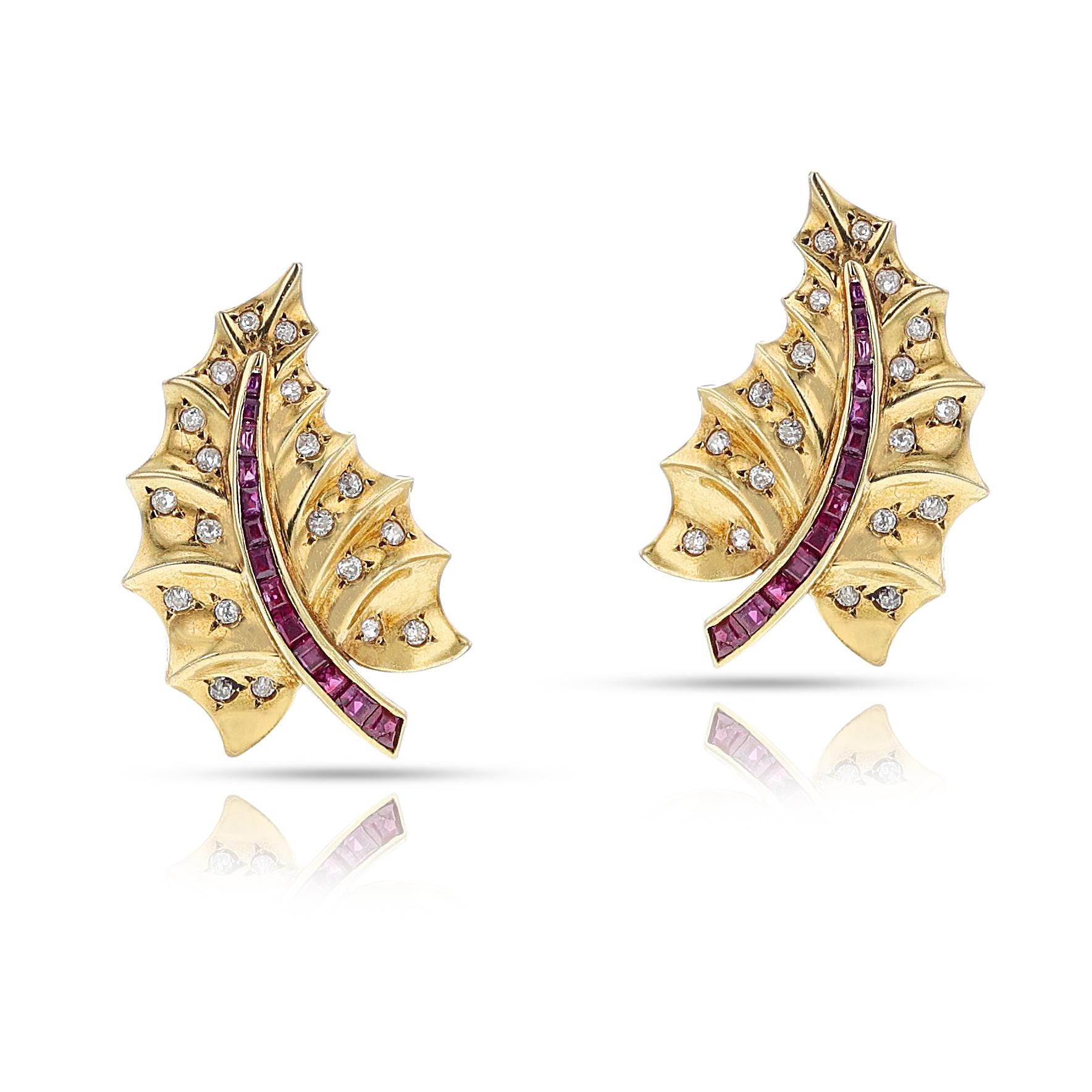 Women's or Men's Van Cleef & Arpels Pery et Fils Ruby and Diamond Leaf Earrings, 18k