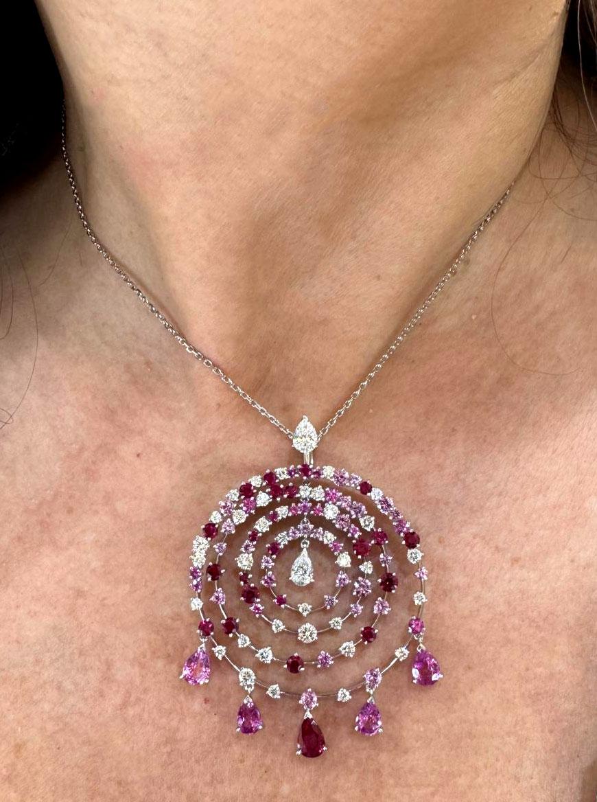 Conjunto de collar y pendientes Van Cleef & Arpels Petillante en Excelente estado para la venta en West Palm Beach, FL