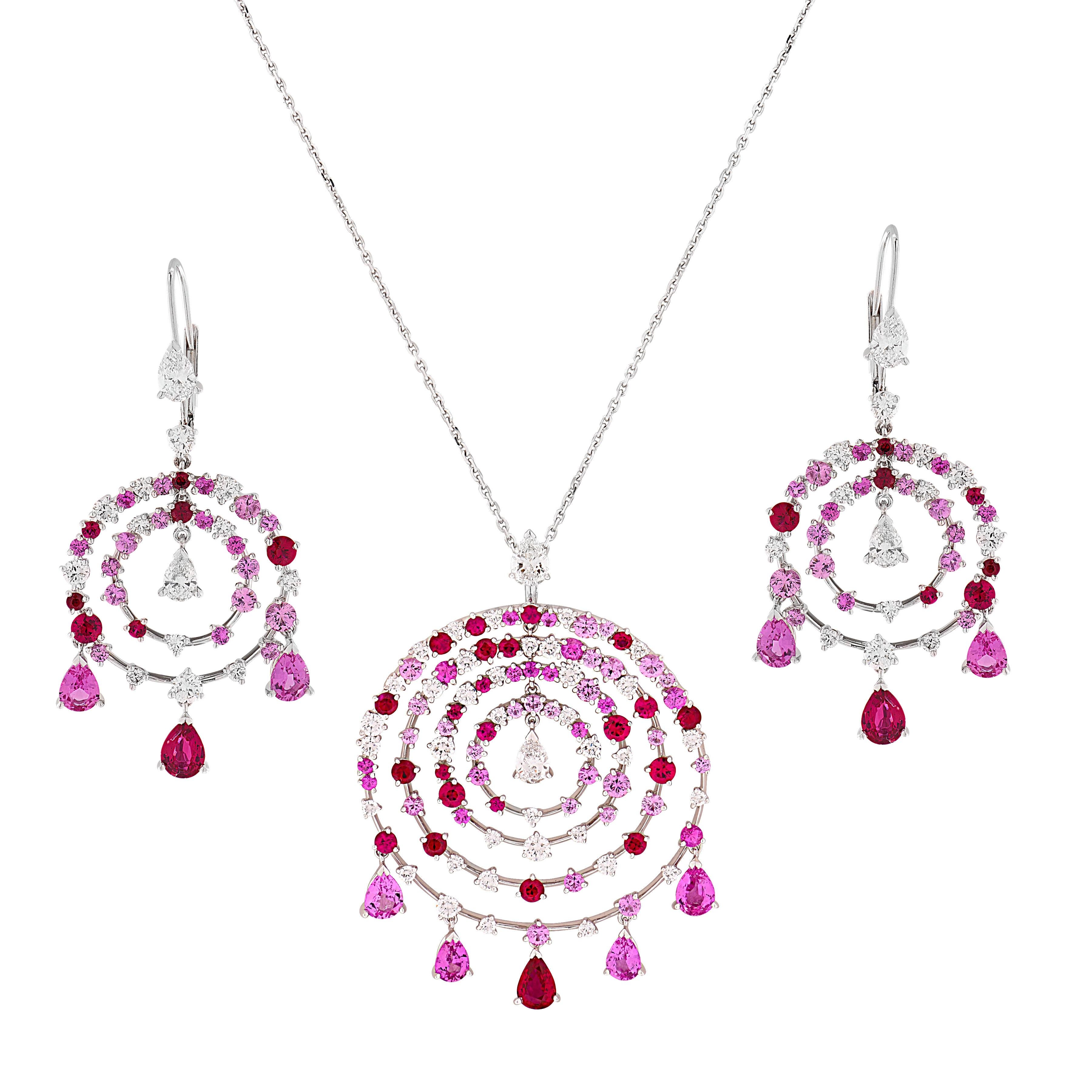 Femenino o masculino Conjunto de collar y pendientes Van Cleef & Arpels Petillante en venta