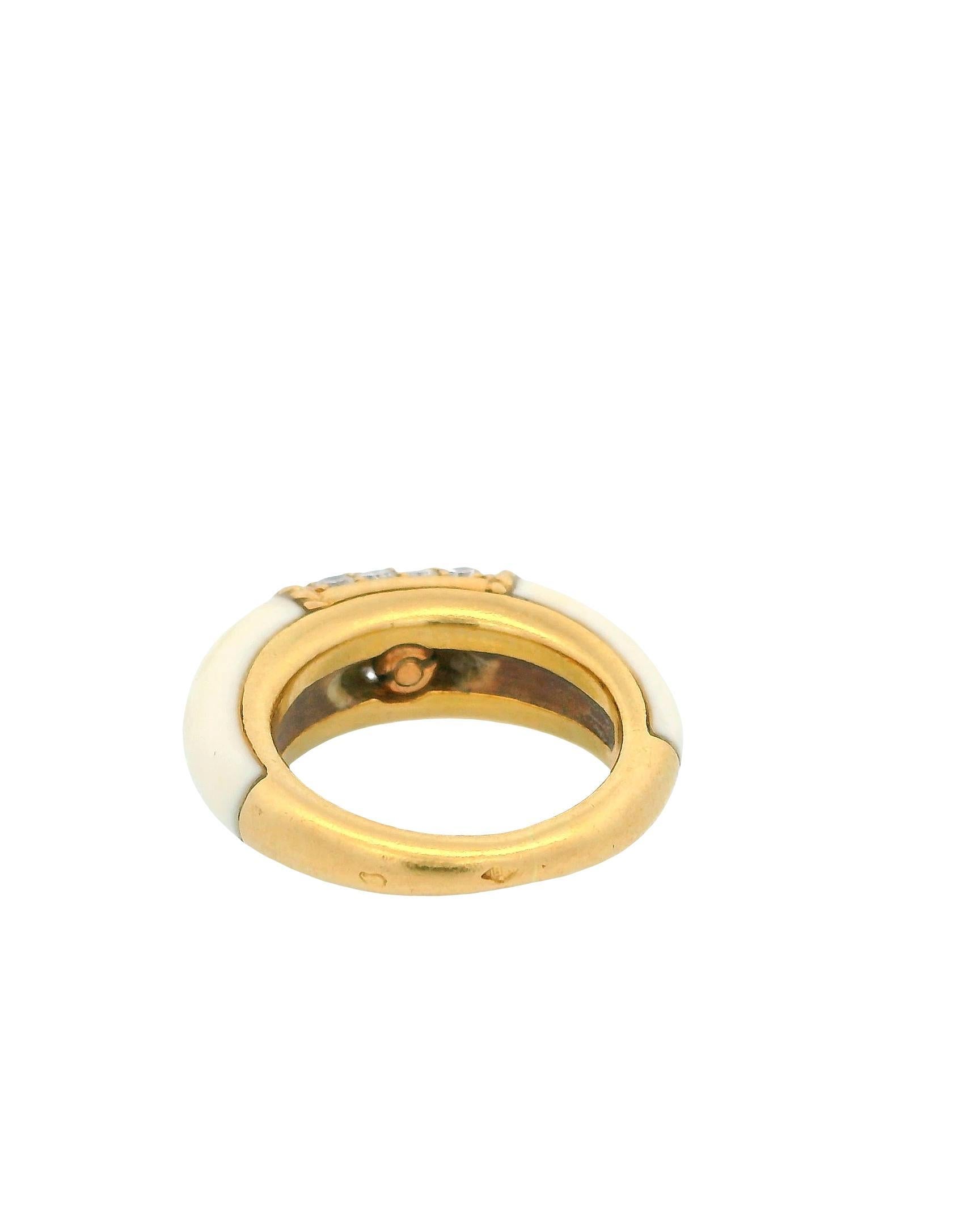 Women's Van Cleef & Arpels Philippine 18K Yellow Gold and ivory Ring For Sale