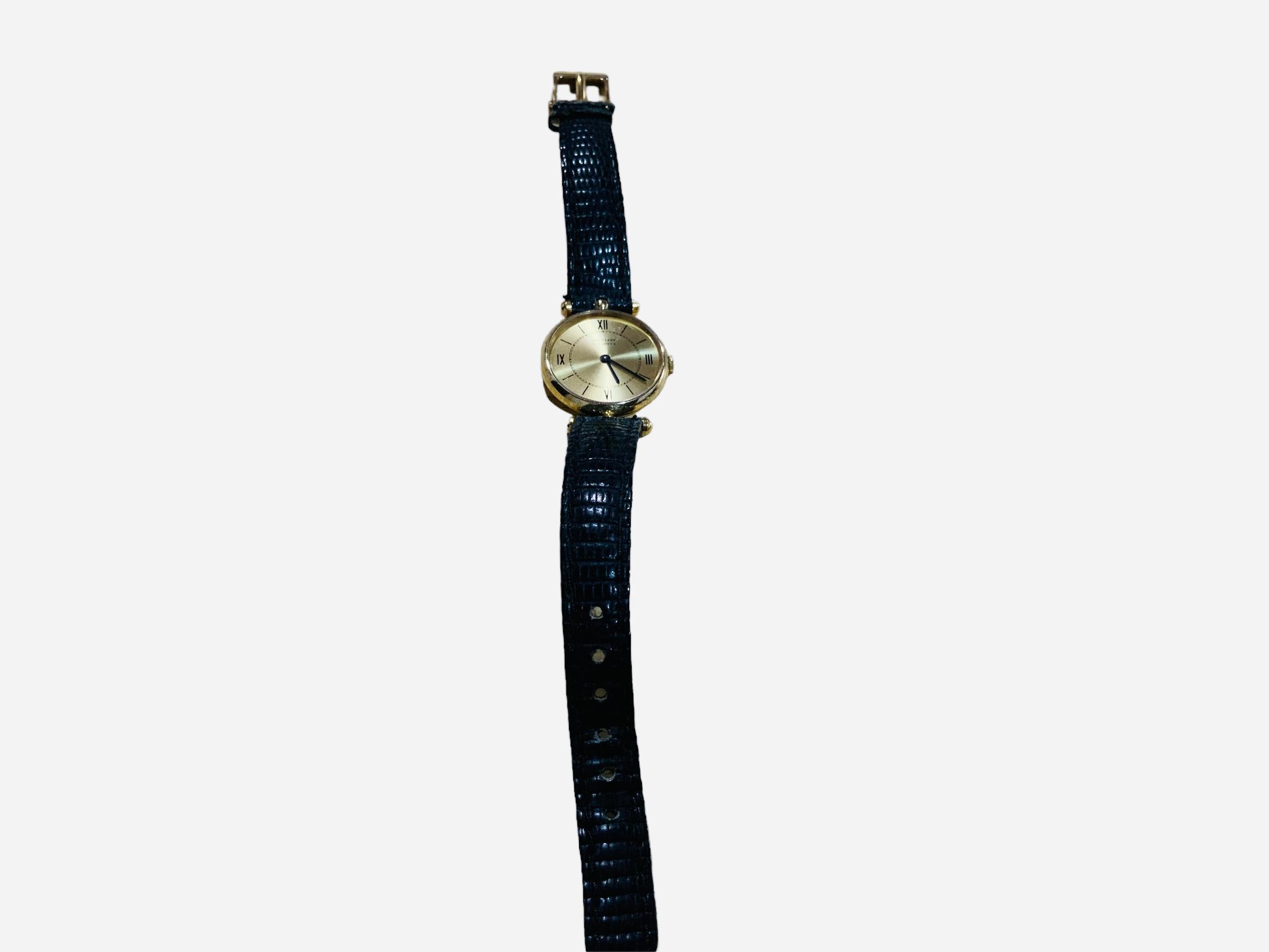 Van Cleef & Arpels Pierre Arpels Lady’s Wrist Watch  In Good Condition For Sale In Guaynabo, PR