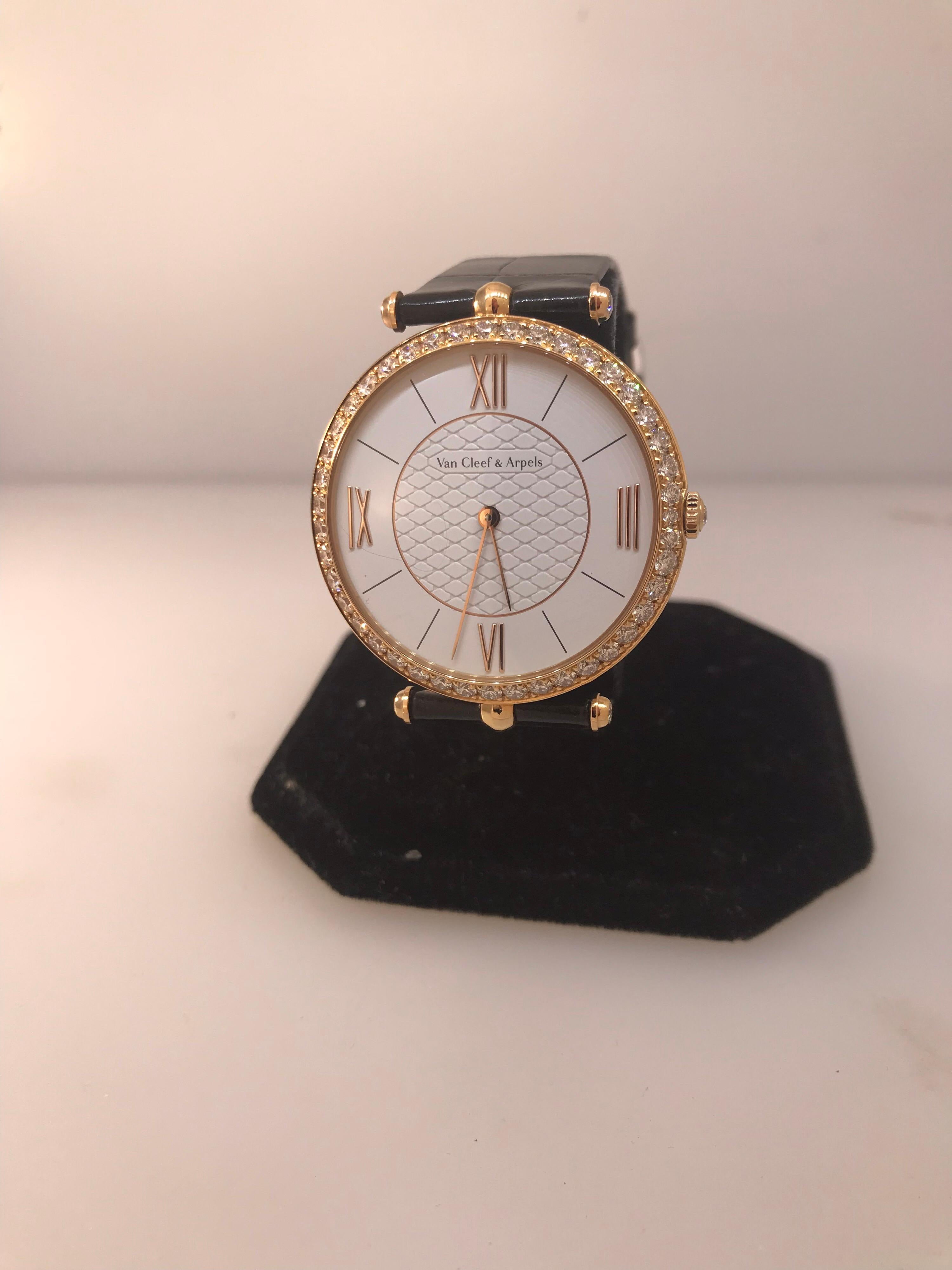Women's or Men's Van Cleef & Arpels Pierre Arpels Rose Gold Diamond Bezel Watch VCARO3GL00 For Sale